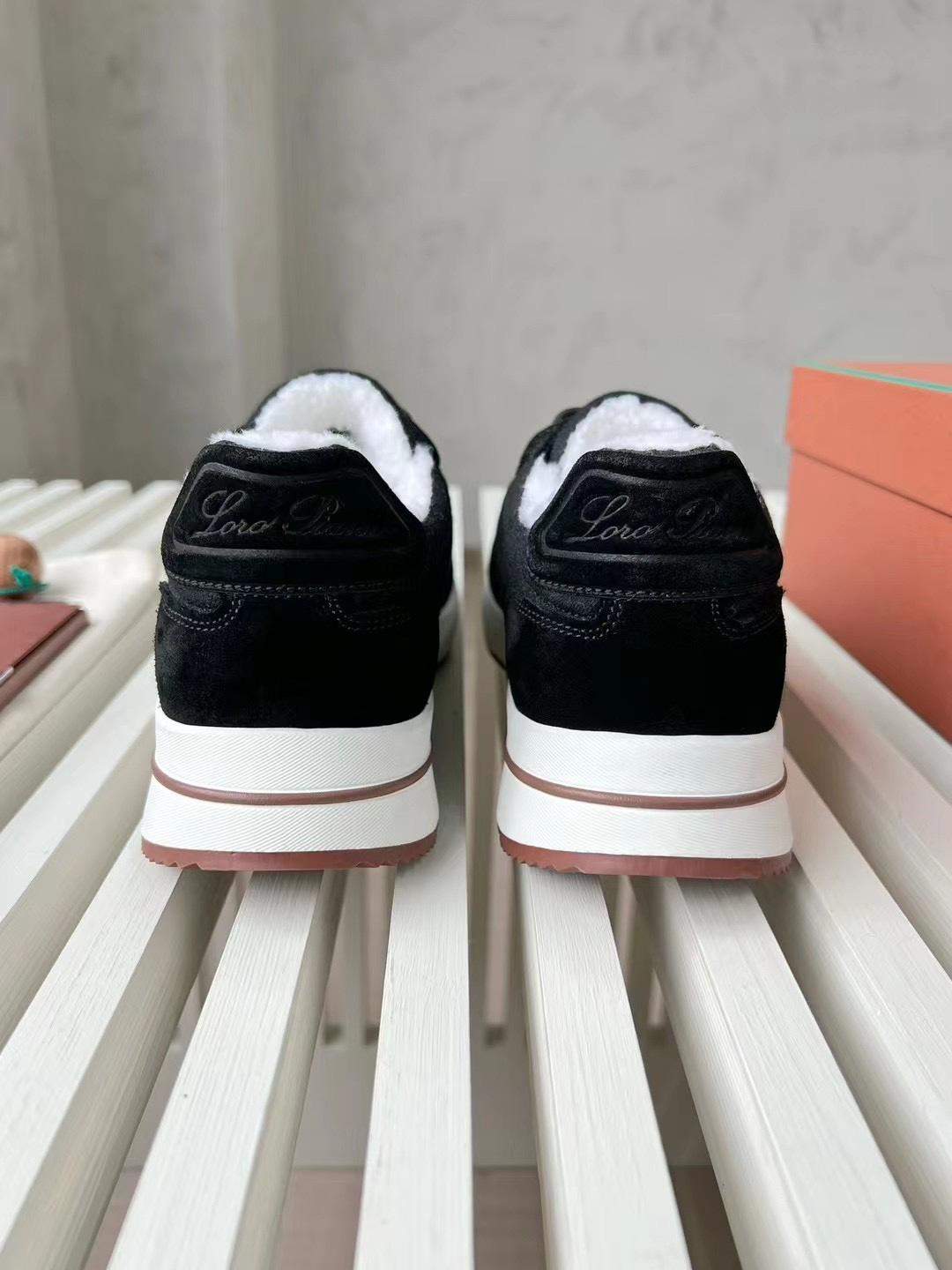 Premium Replica Loro Piana Week-end Walk Sneakers - Image 5