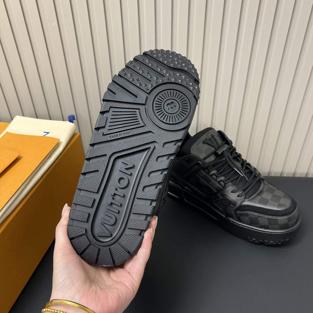 Shop Replica Louis Vuitton LV Trainer Maxi Sneaker - Image 9