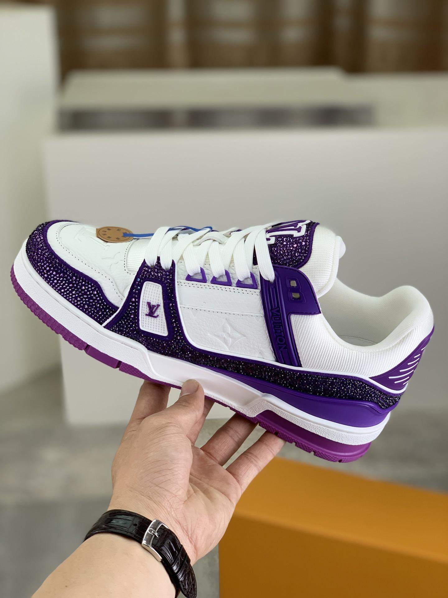 Premium Replica Louis Vuitton LV Trainer Sneaker - Image 5