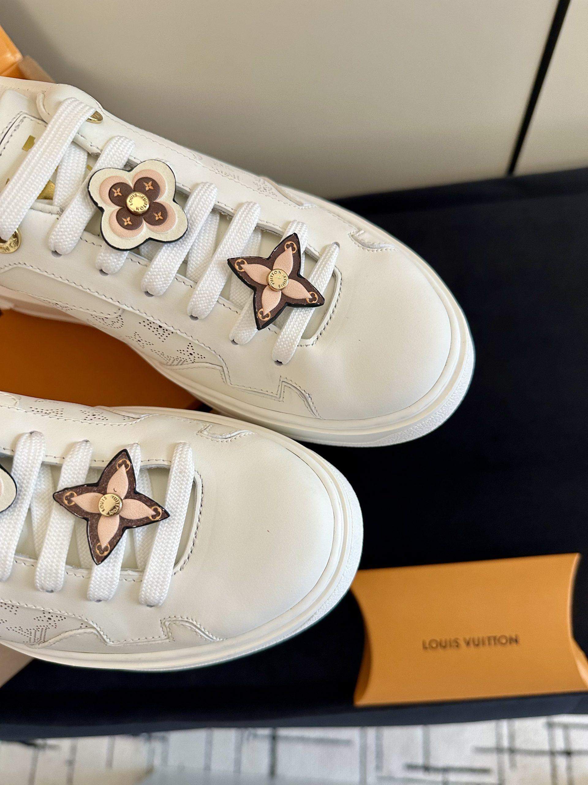 Top Grade Louis Vuitton Time Out Replica Sneaker - Image 5