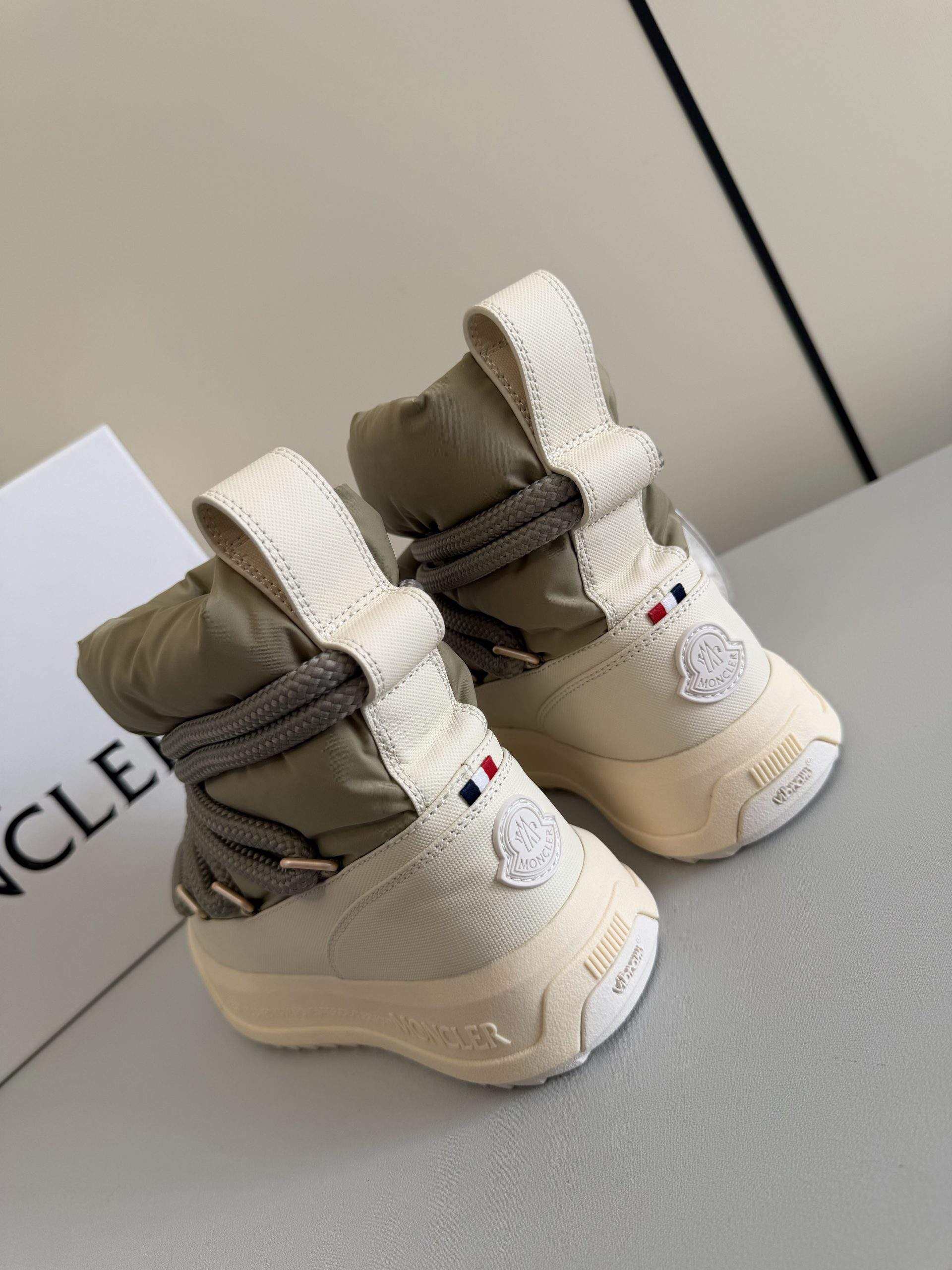 Exclusive Moncler Altive Mid Replica Snow Boots - Image 8