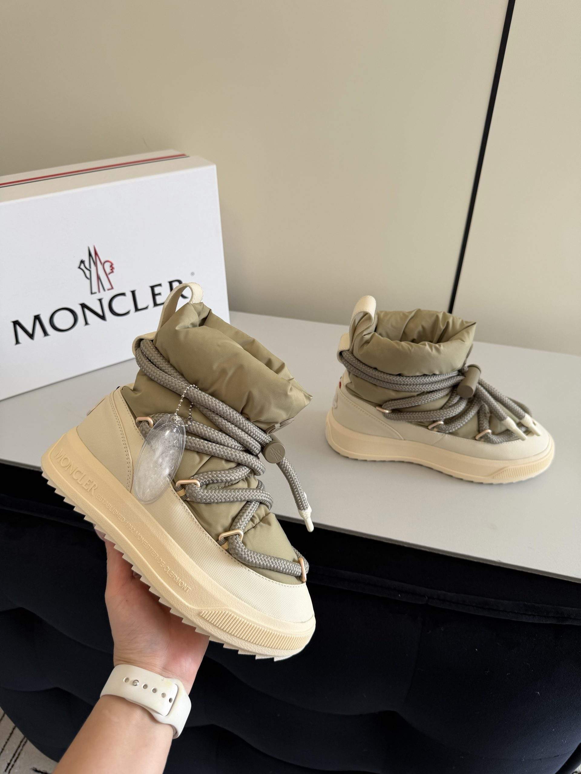 Exclusive Moncler Altive Mid Replica Snow Boots