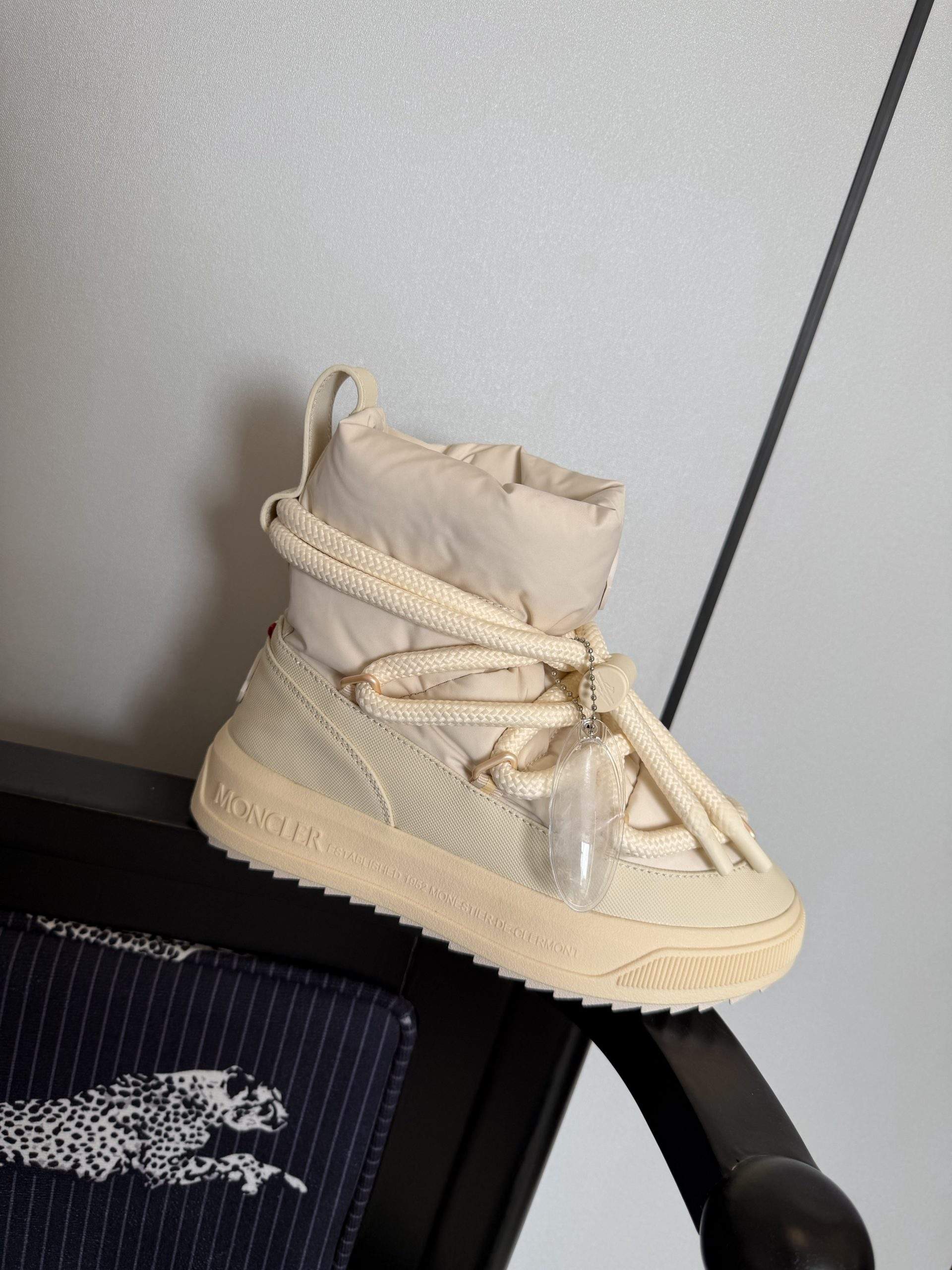 Superior Moncler Altive Mid Replica Snow Boots - Image 3