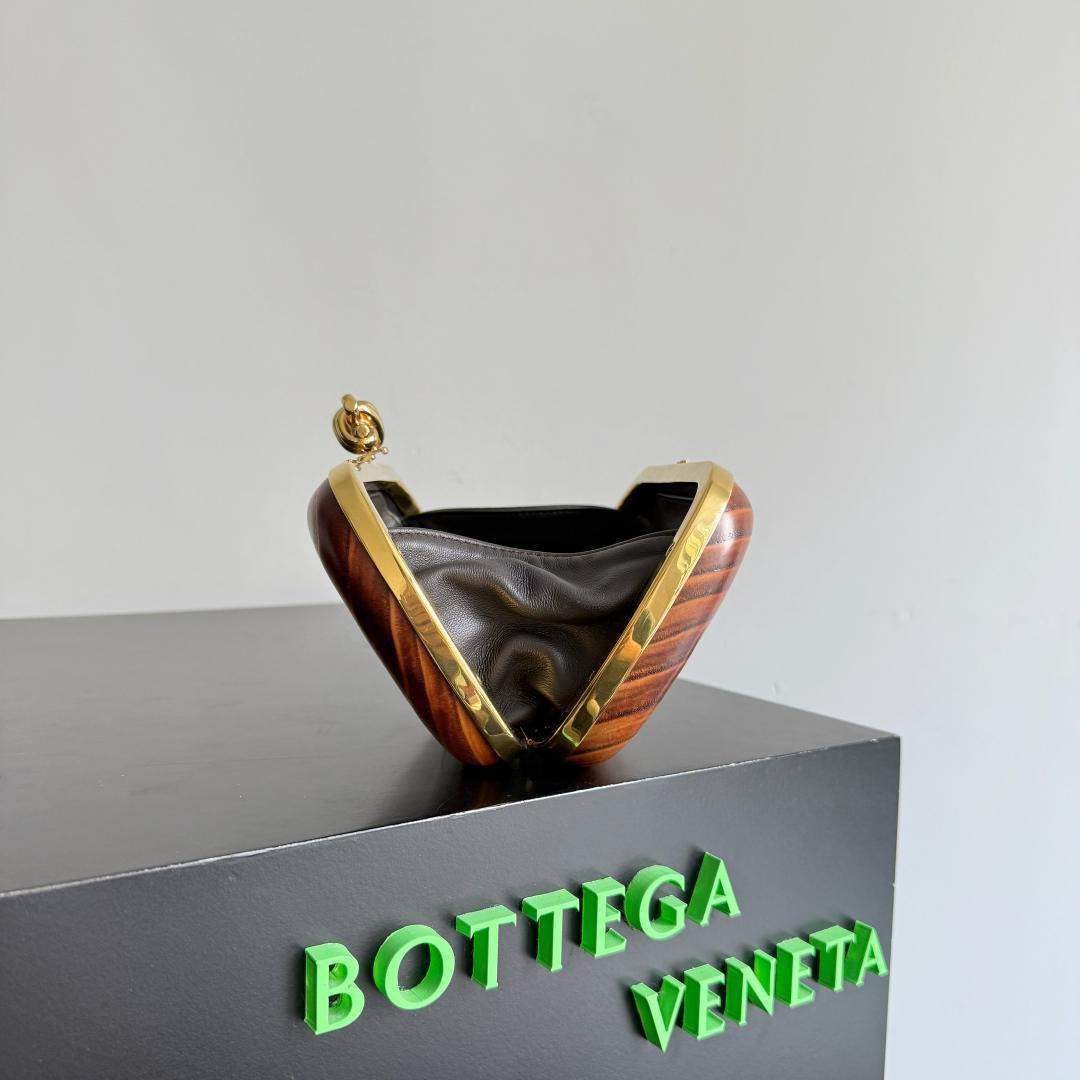 Copy Bottega Veneta Knot Shou Sugi Ban Wood Replica Clutch Bag - Image 3