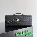 Finest Bottega Veneta Andiamo Replica Clutch - Black
