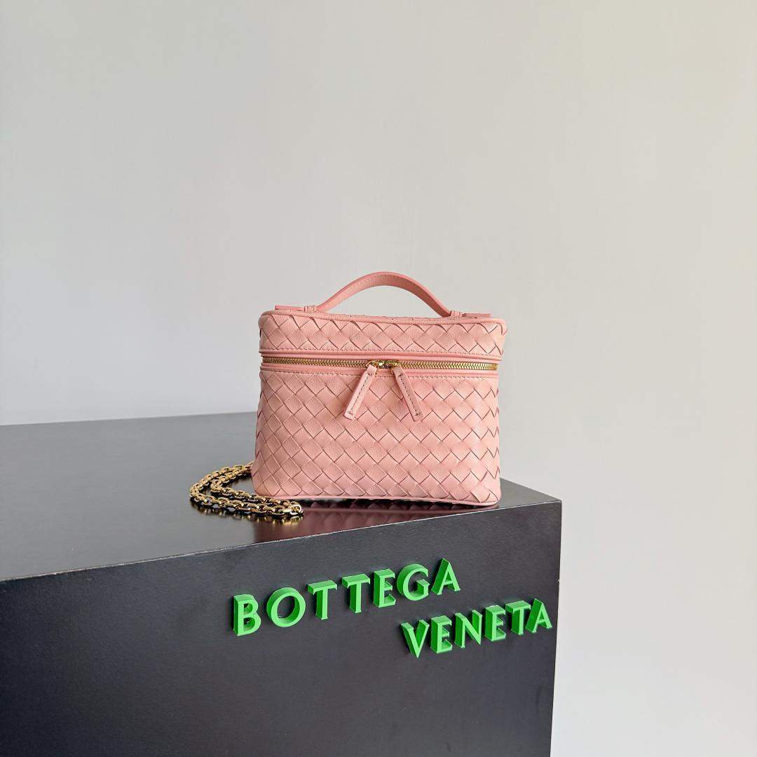 Deluxe Bottega Veneta Small Soft Replica Vanity