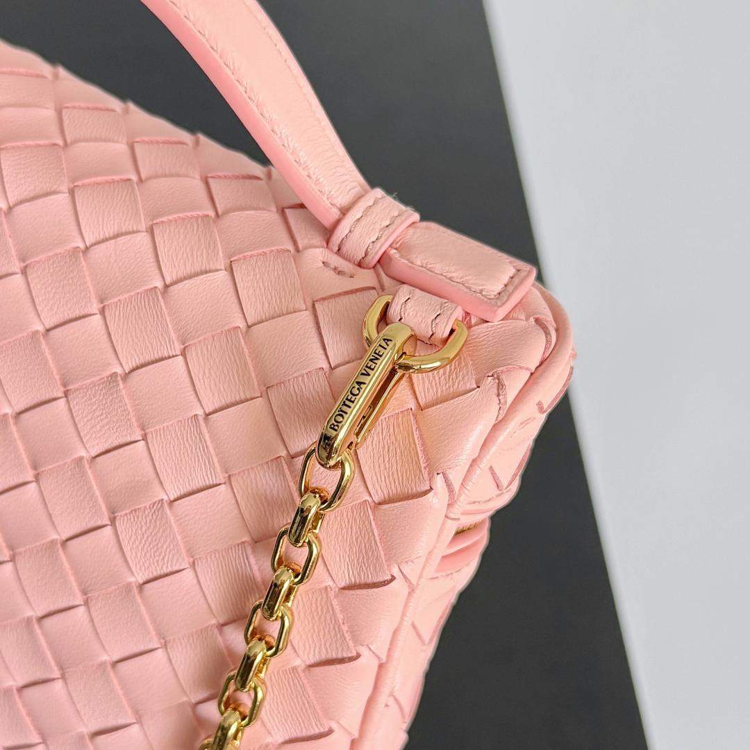 Deluxe Bottega Veneta Small Soft Replica Vanity - Image 6