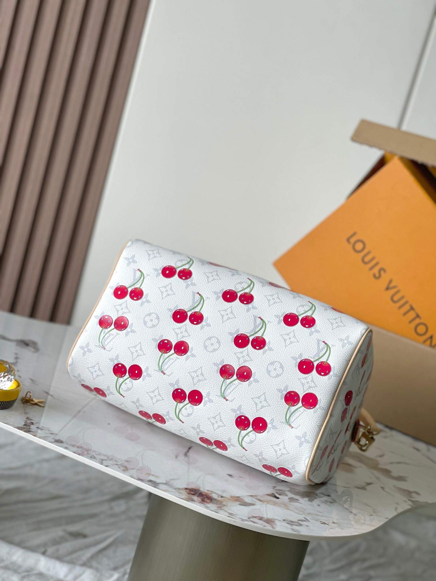 Copy Louis Vuitton LV x TM Speedy Soft Bandoulière 30 Replica Bag - Image 4