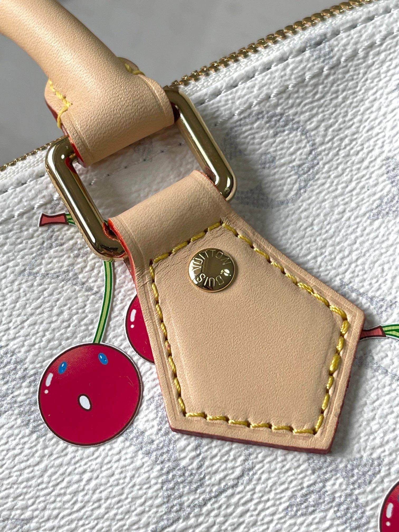 Copy Louis Vuitton LV x TM Speedy Soft Bandoulière 30 Replica Bag - Image 7