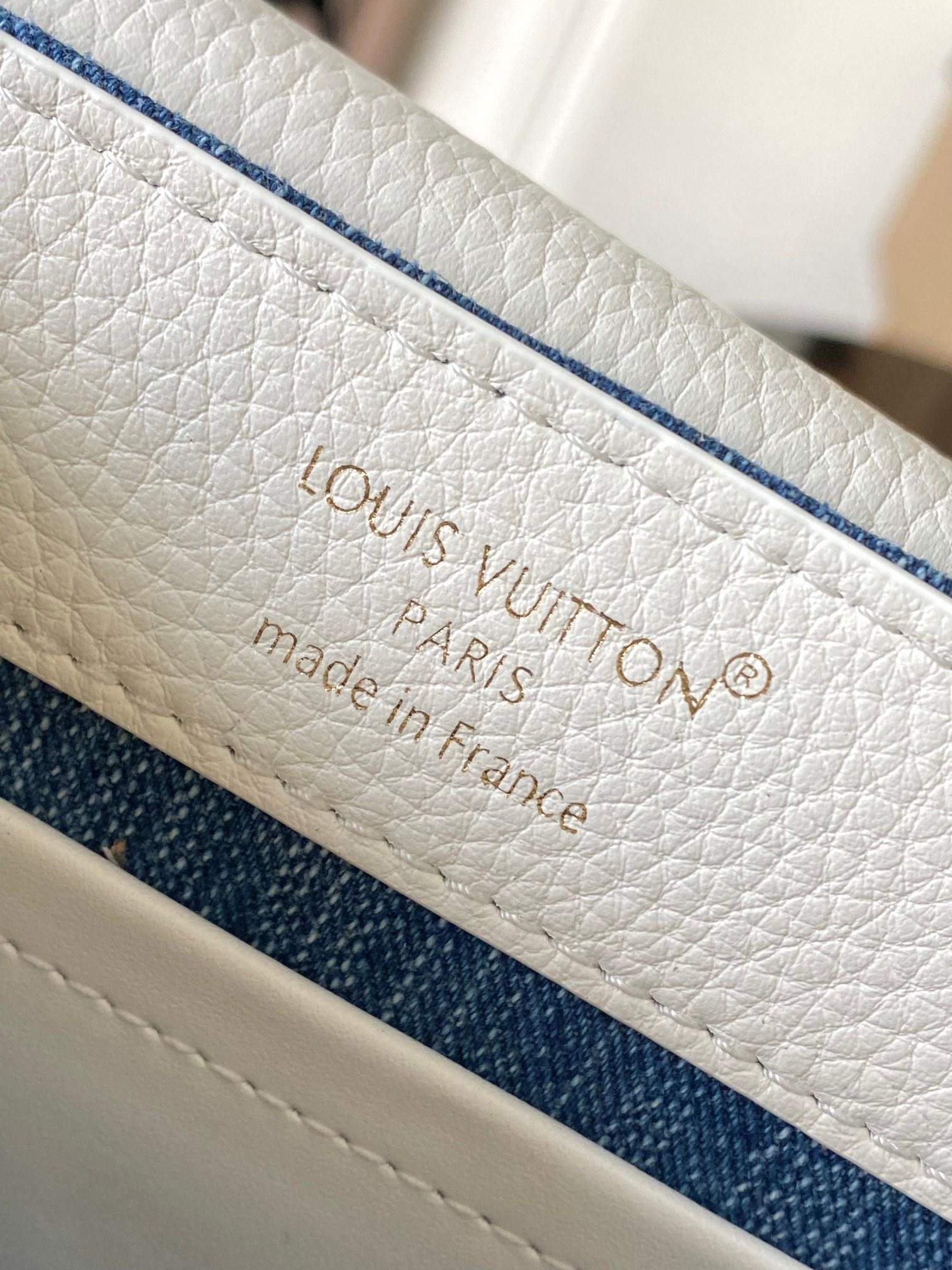 Superior Louis Vuitton Capucines Mini Replica Bag - Image 9