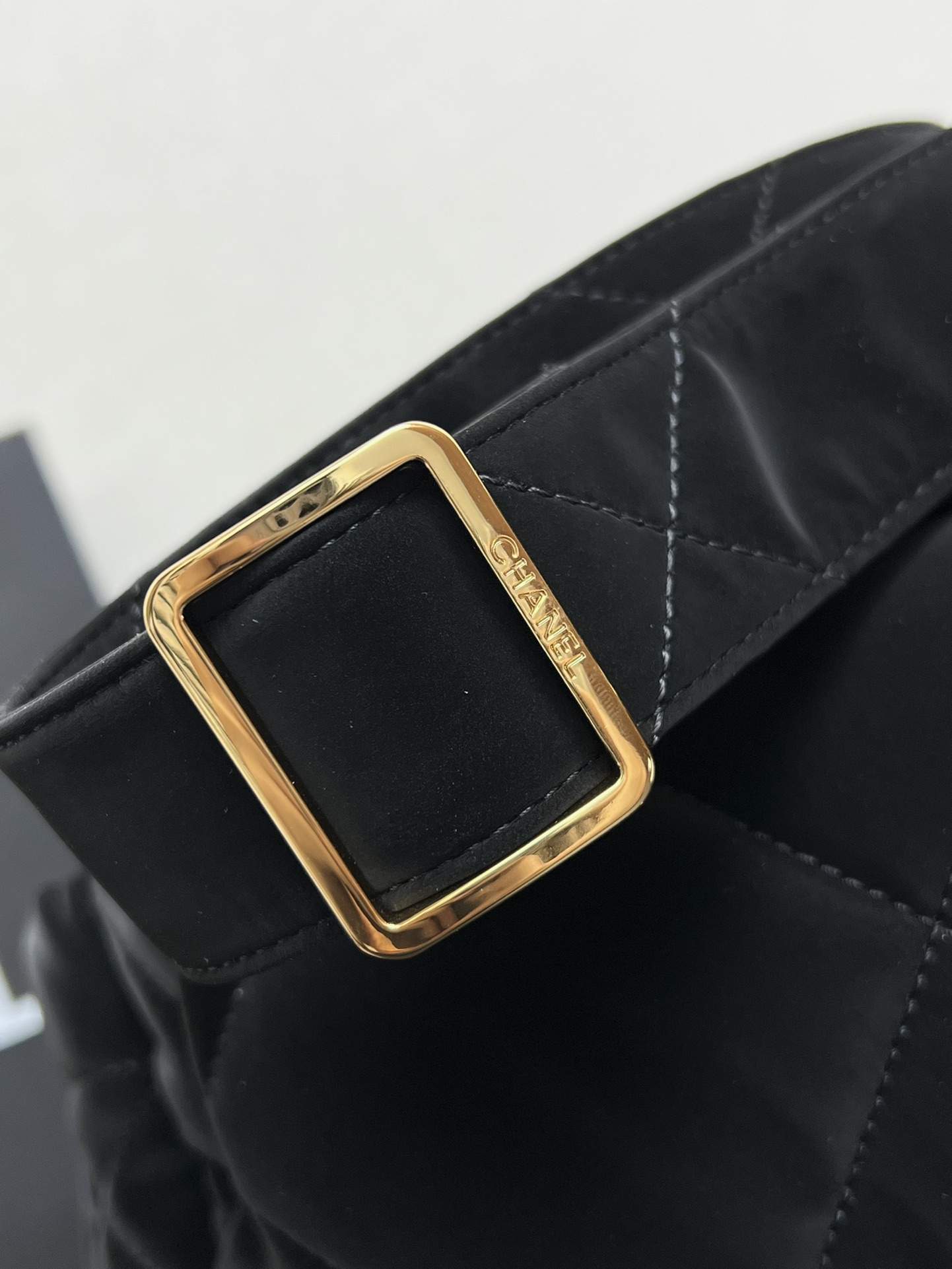 High Quality Replica Maxi Bowling Bag - Image 7