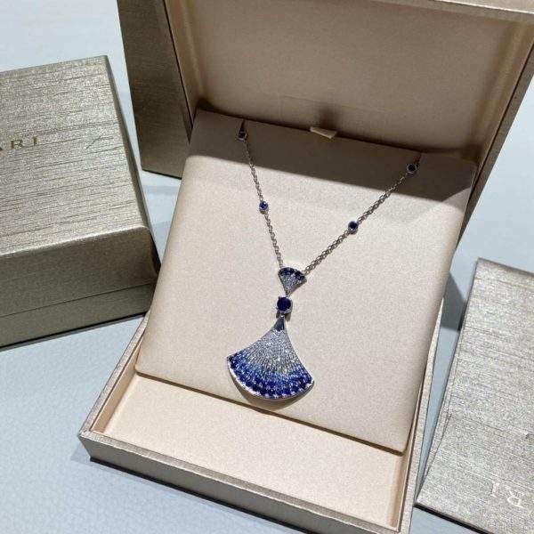 Mirror Quality Bvlgari Divas Dream Replica Necklace