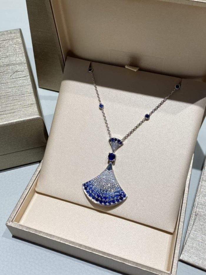 Mirror Quality Bvlgari Divas Dream Replica Necklace