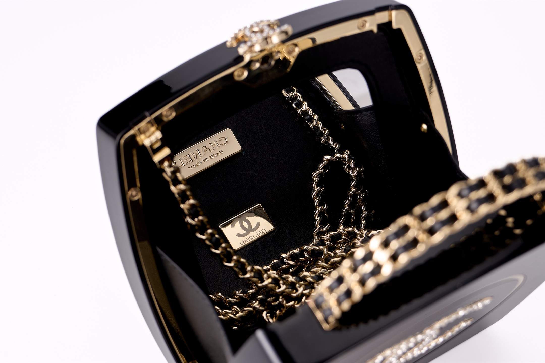 Exact Copy Makeup Palette Minaudiere Replica Bag - Image 6