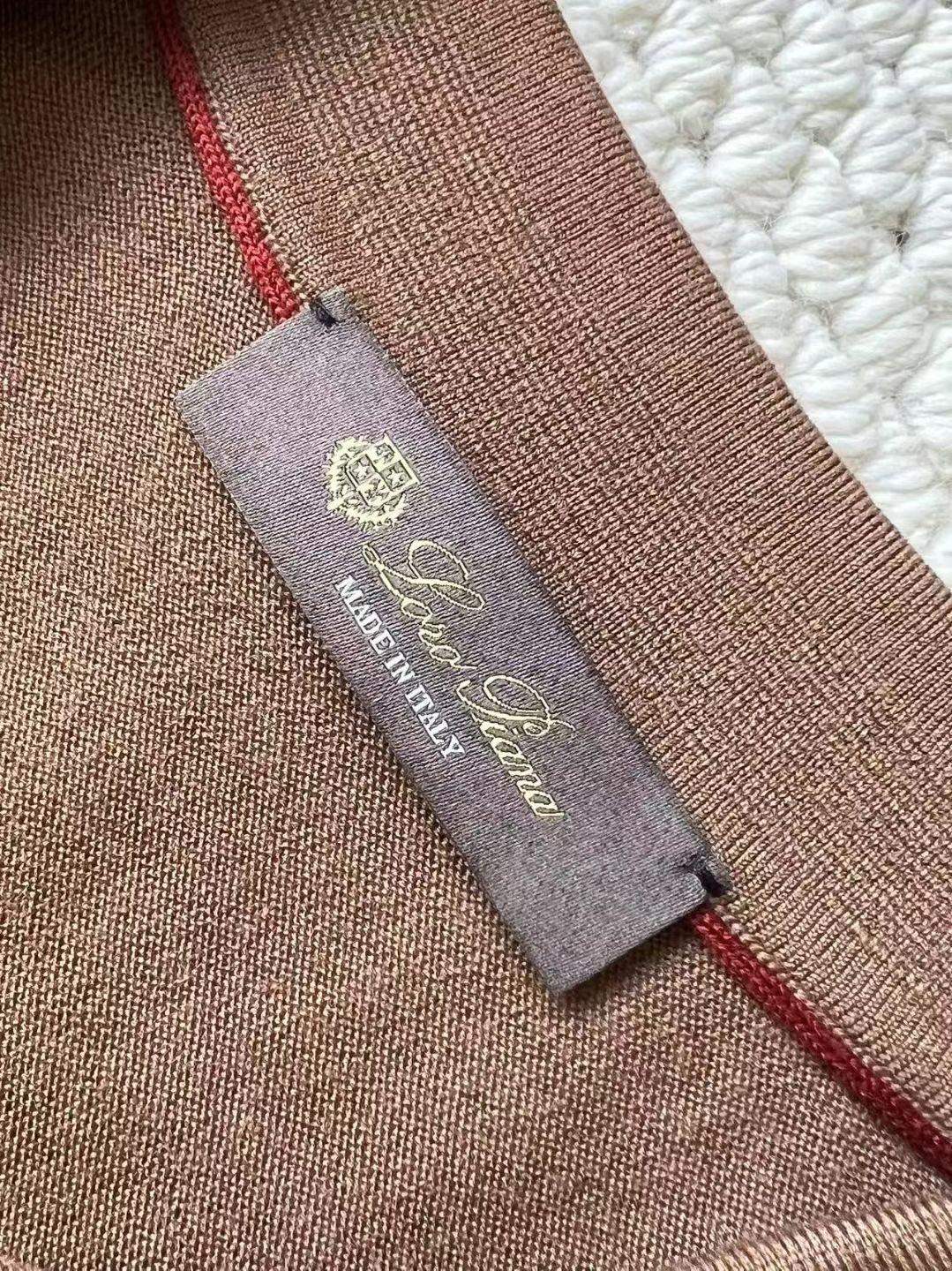 Top Grade Loro Piana Buttonless Replica Polo-shirt - Image 11