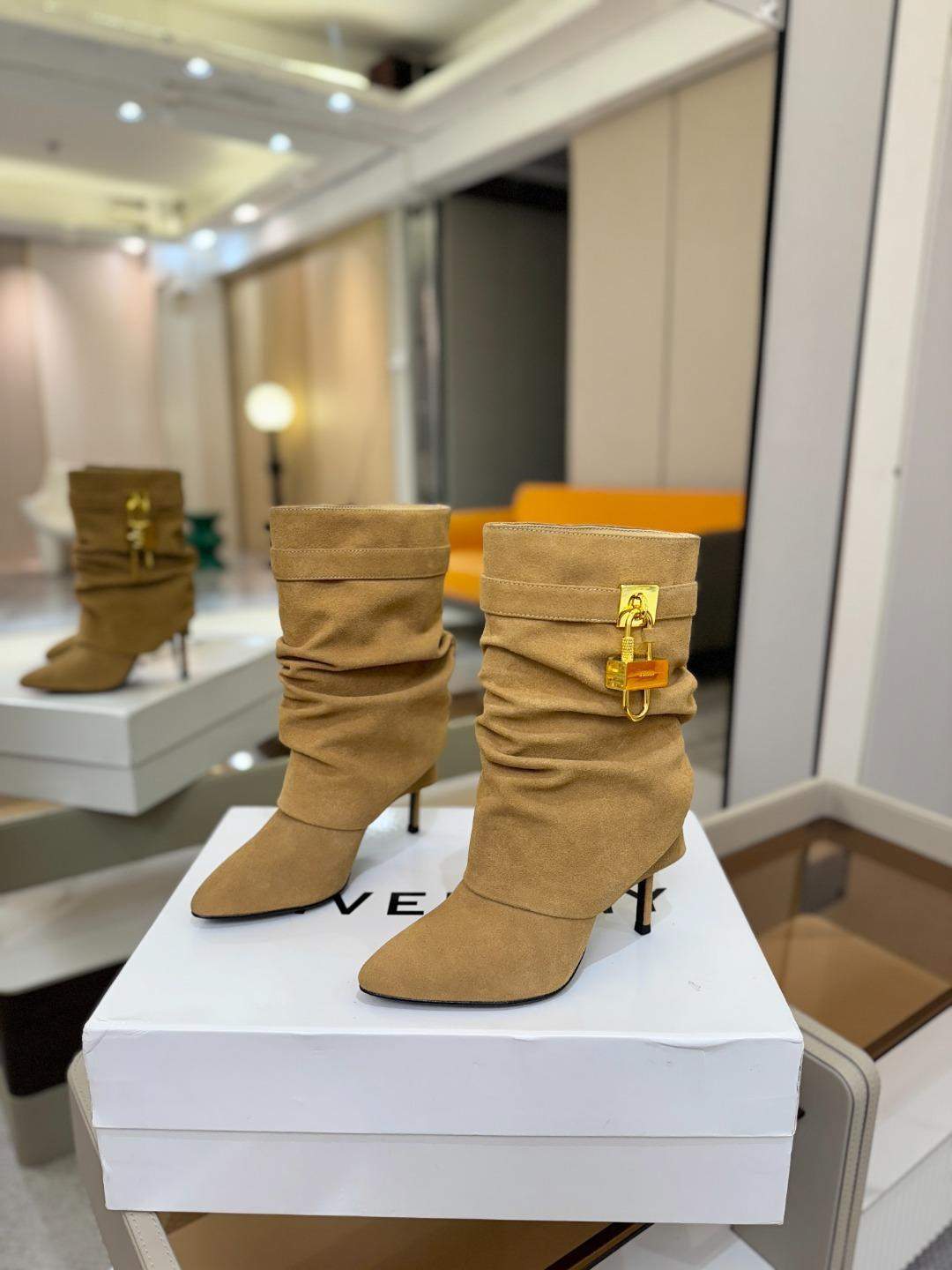 Deluxe Givenchy Shark Lock Stiletto Replica Ankle Boots In Suede - Image 3