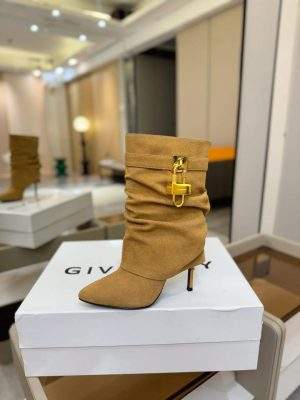 Deluxe Givenchy Shark Lock Stiletto Replica Ankle Boots In Suede
