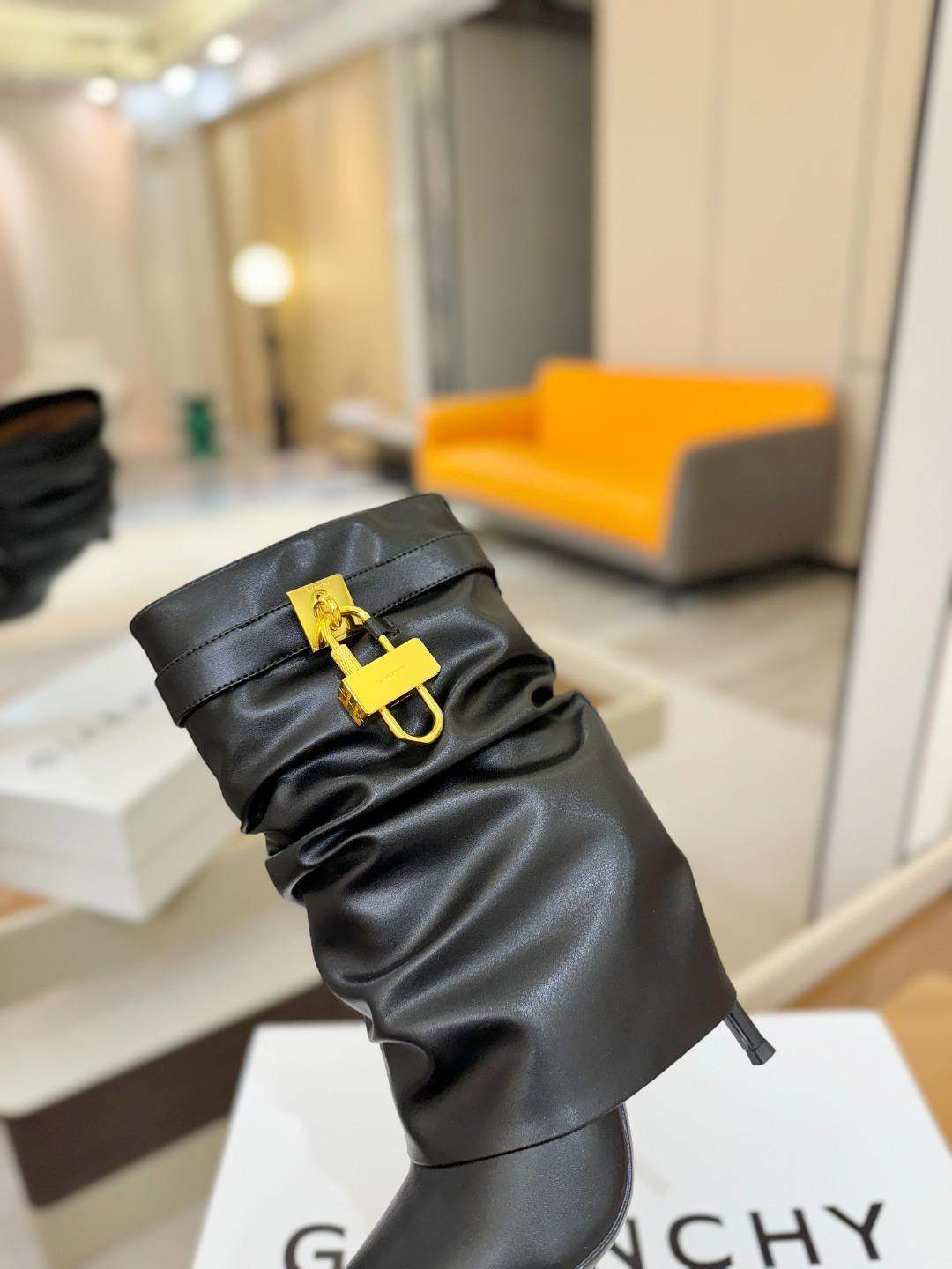 Copy Givenchy Shark Lock Stiletto Replica Ankle Boots In Nappa Leather - Image 8