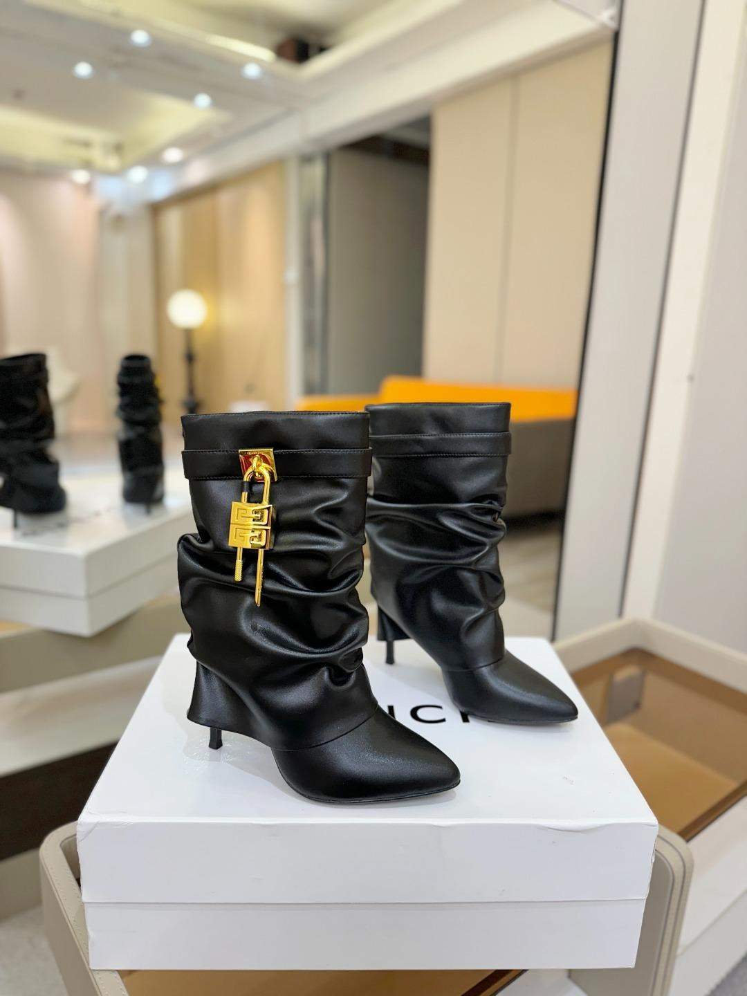 Copy Givenchy Shark Lock Stiletto Replica Ankle Boots In Nappa Leather - Image 3