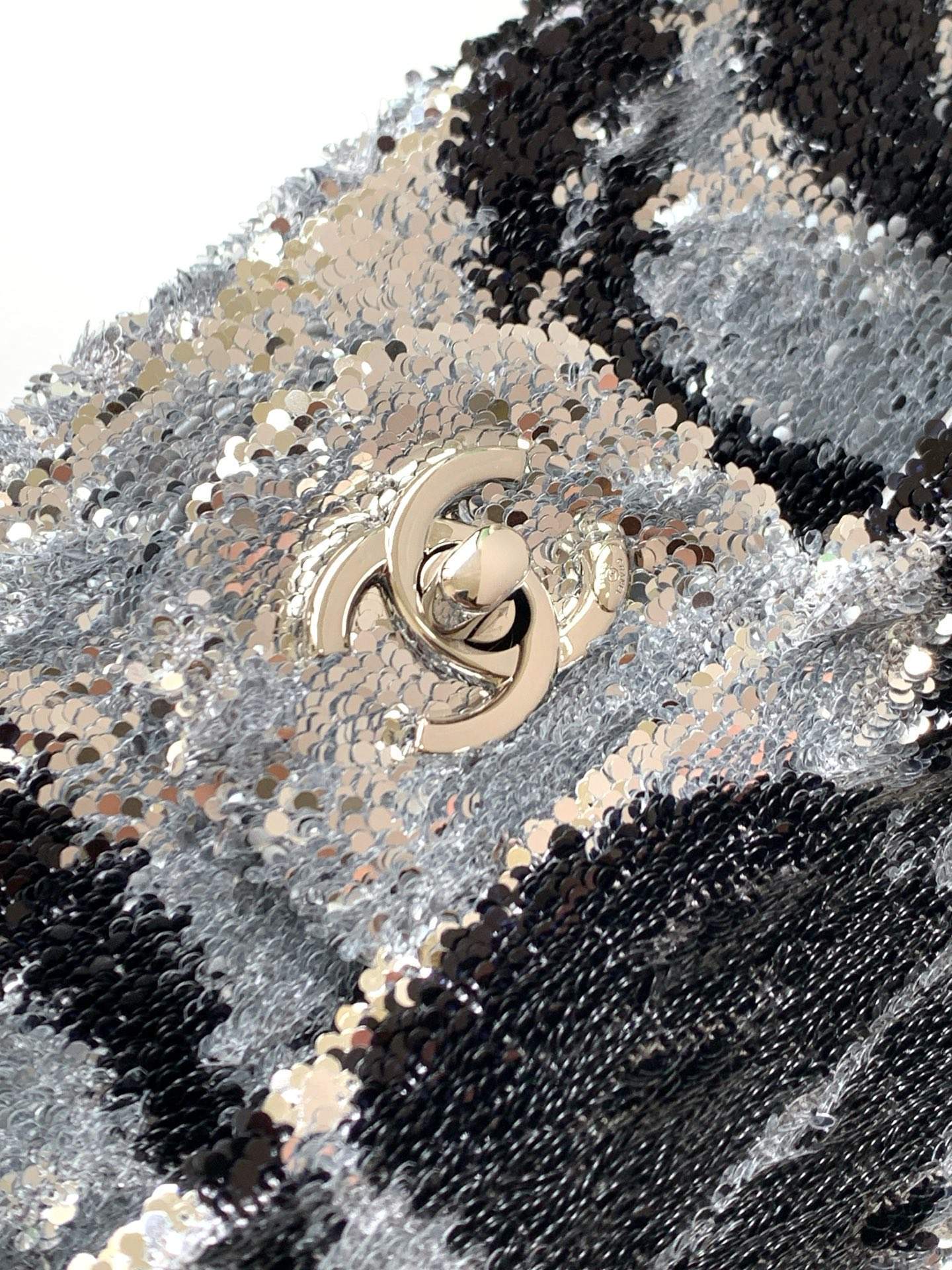 Mirror Quality Replica Flap Bag With Sequins - Image 6