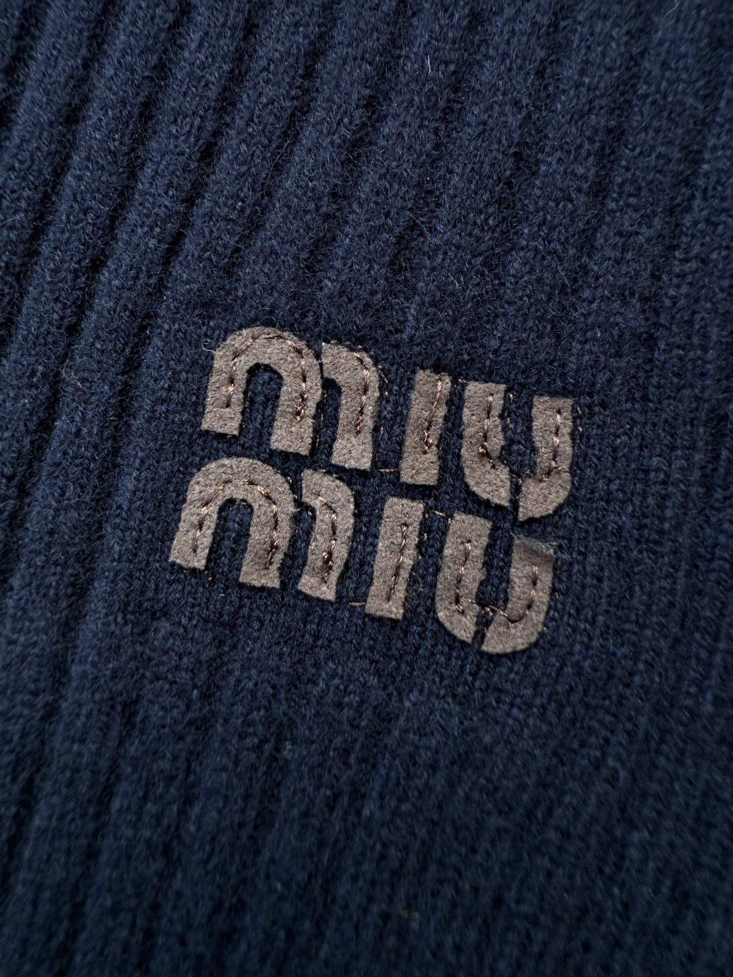 Luxury Replica Miu Miu Cashmere And Leather Zipper Cardigan - Image 6