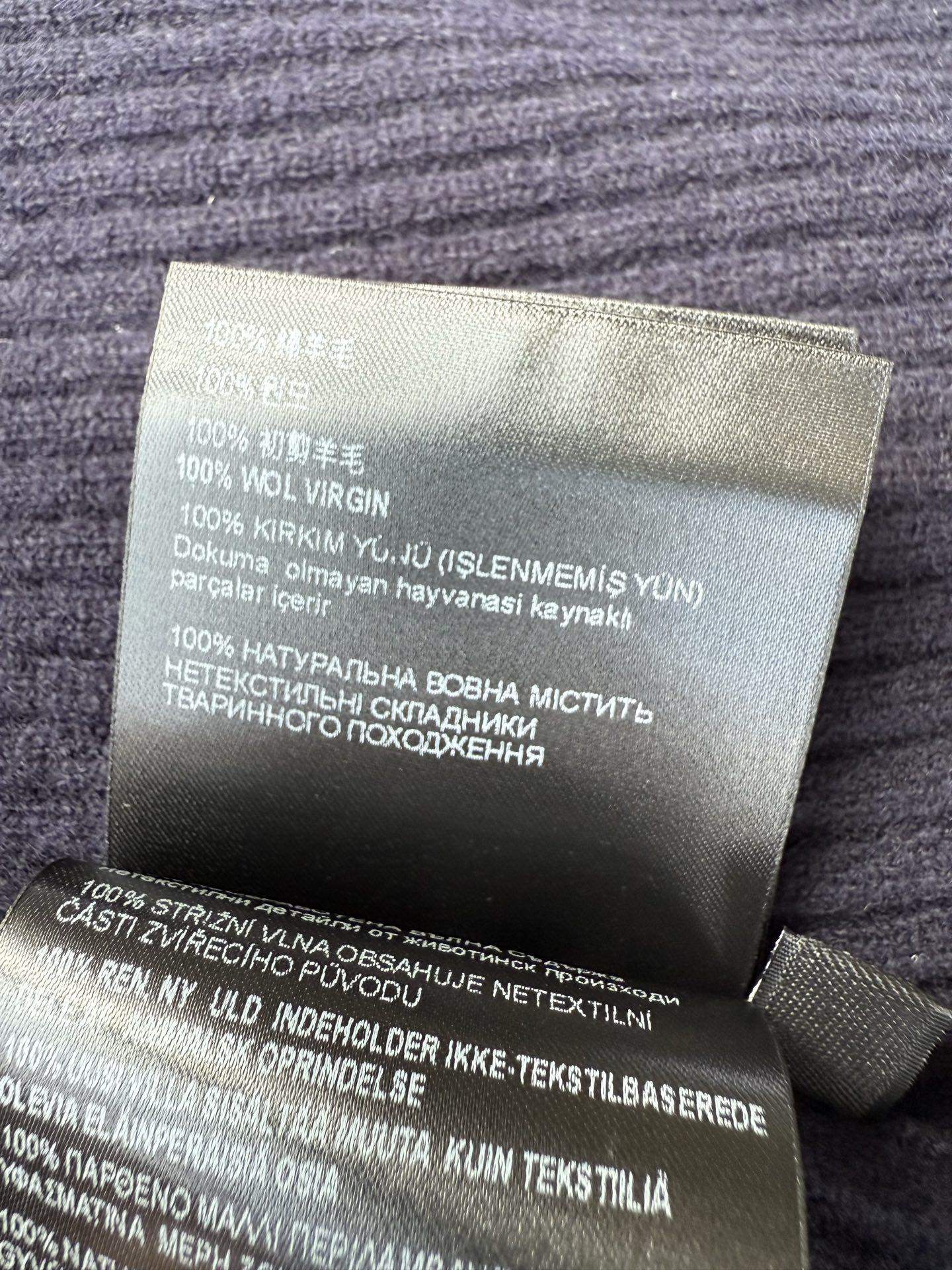 Luxury Replica Miu Miu Cashmere And Leather Zipper Cardigan - Image 7