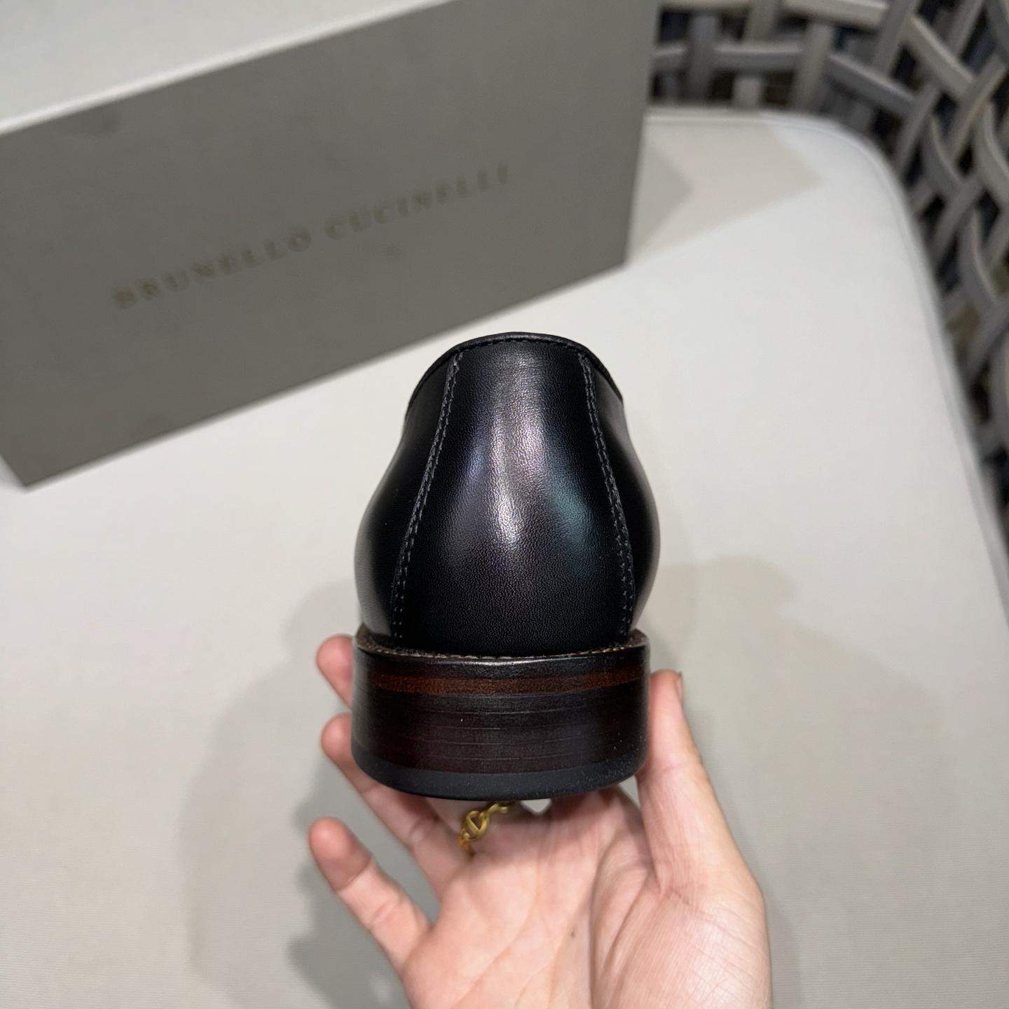 Best Replica Brunello Cucinelli Soft Waxed Calfskin Loafers With Bit Detail - Image 7