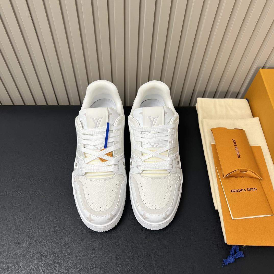 Luxury Replica LV Trainer Sneaker – High-End & Stylish - Image 2