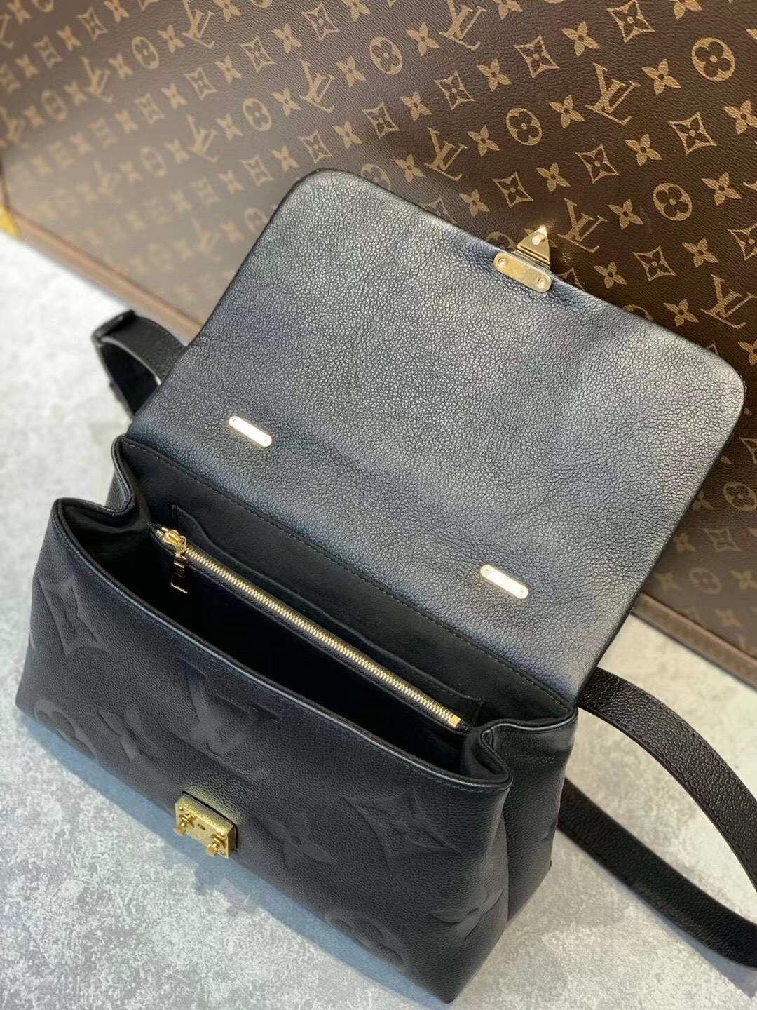 Elite Louis Vuitton Madeleine MM Replica Bag - Image 8