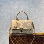 Deluxe Louis Vuitton Madeleine MM Replica Bag - Vizon
