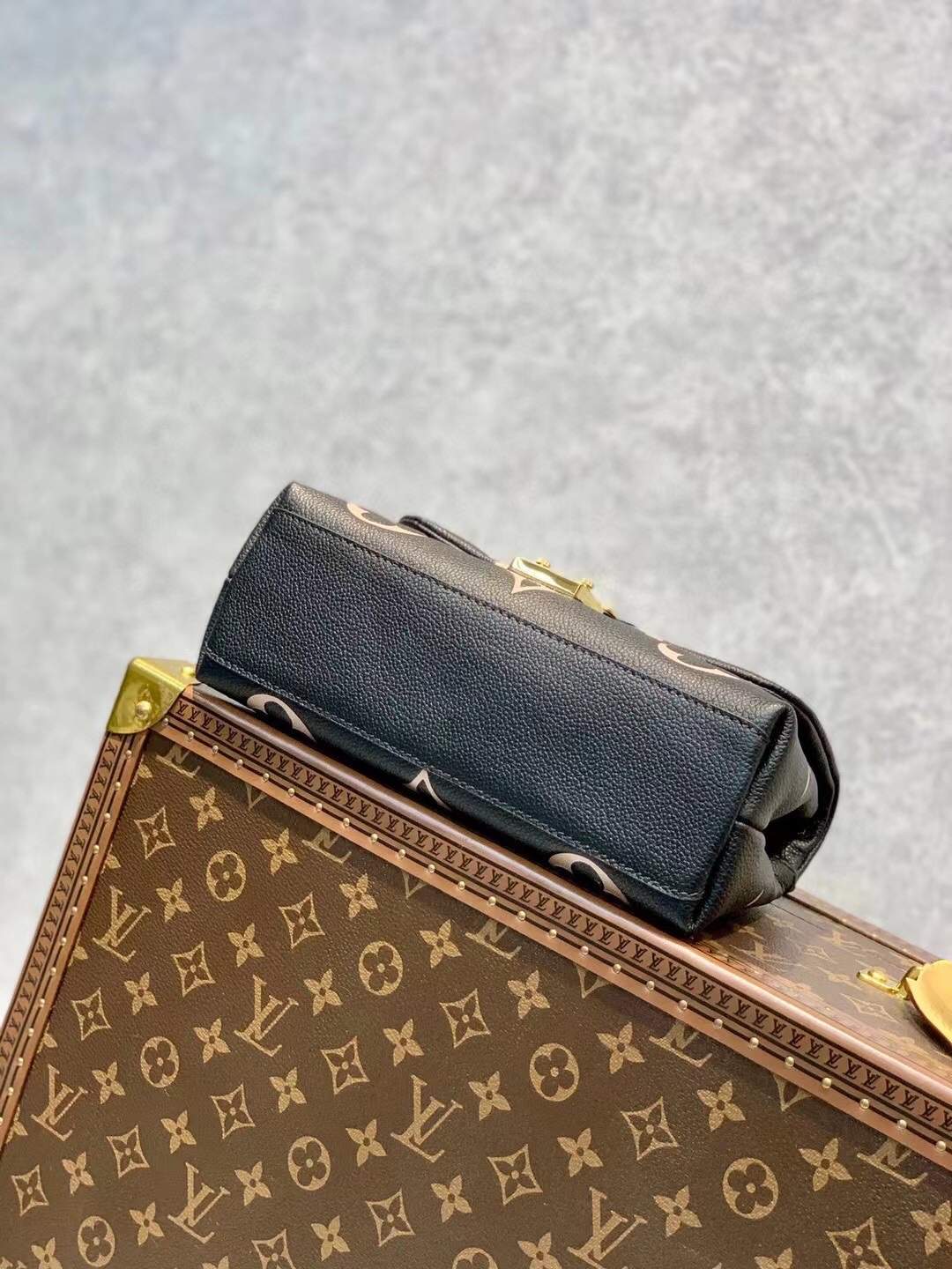 Exact Copy Louis Vuitton Madeleine BB Replica Bag - Image 4