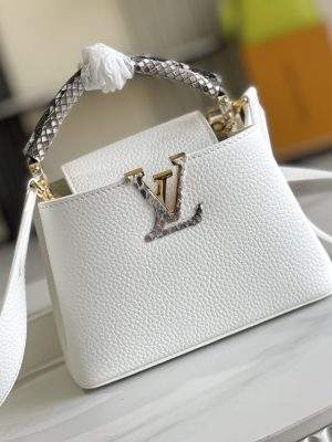 Deluxe Louis Vuitton Capucines Mini Replica Bag