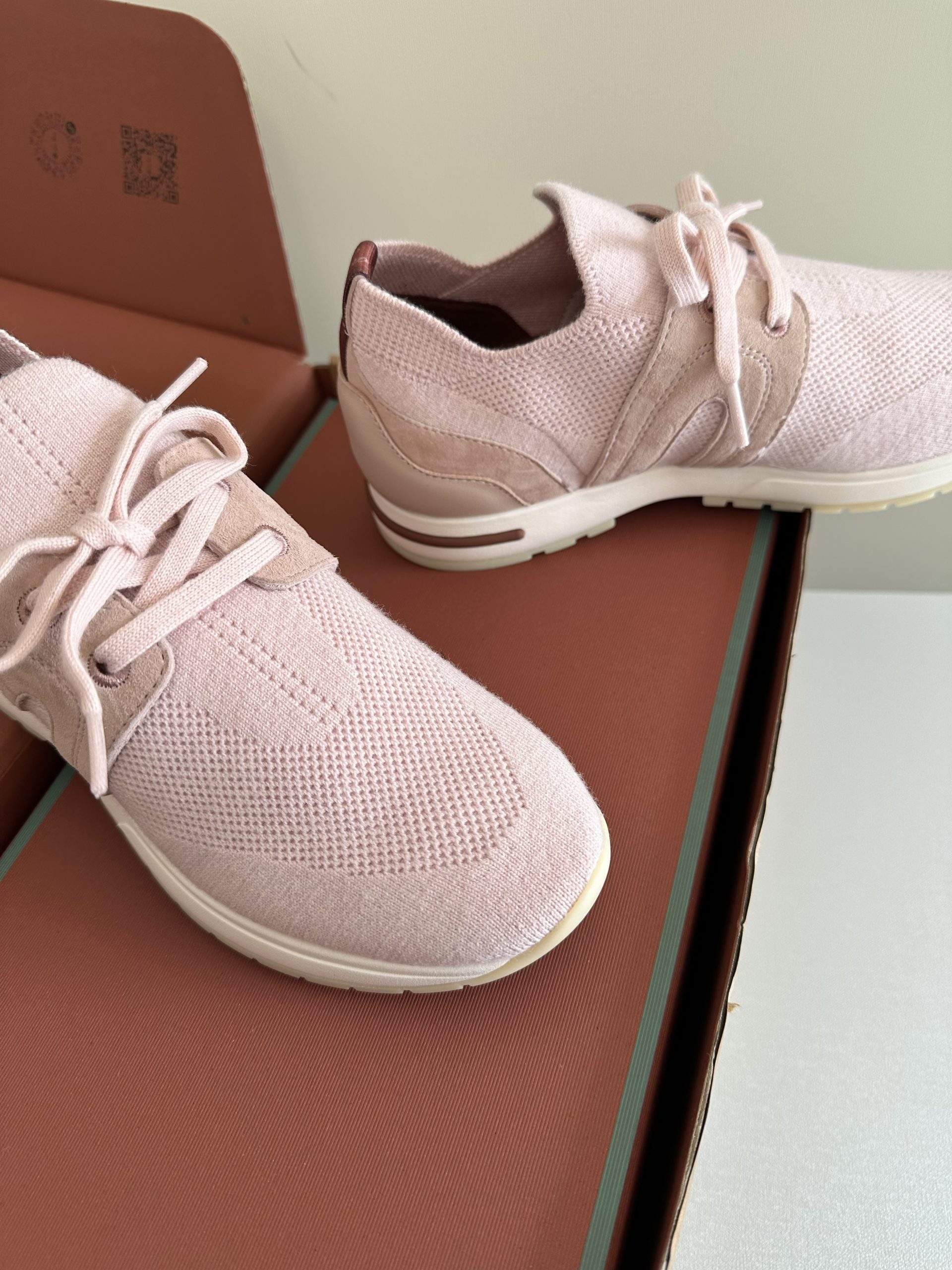 Elite Loro Piana 360 LP Lady Flexy Walk Replica Sneaker - Image 6