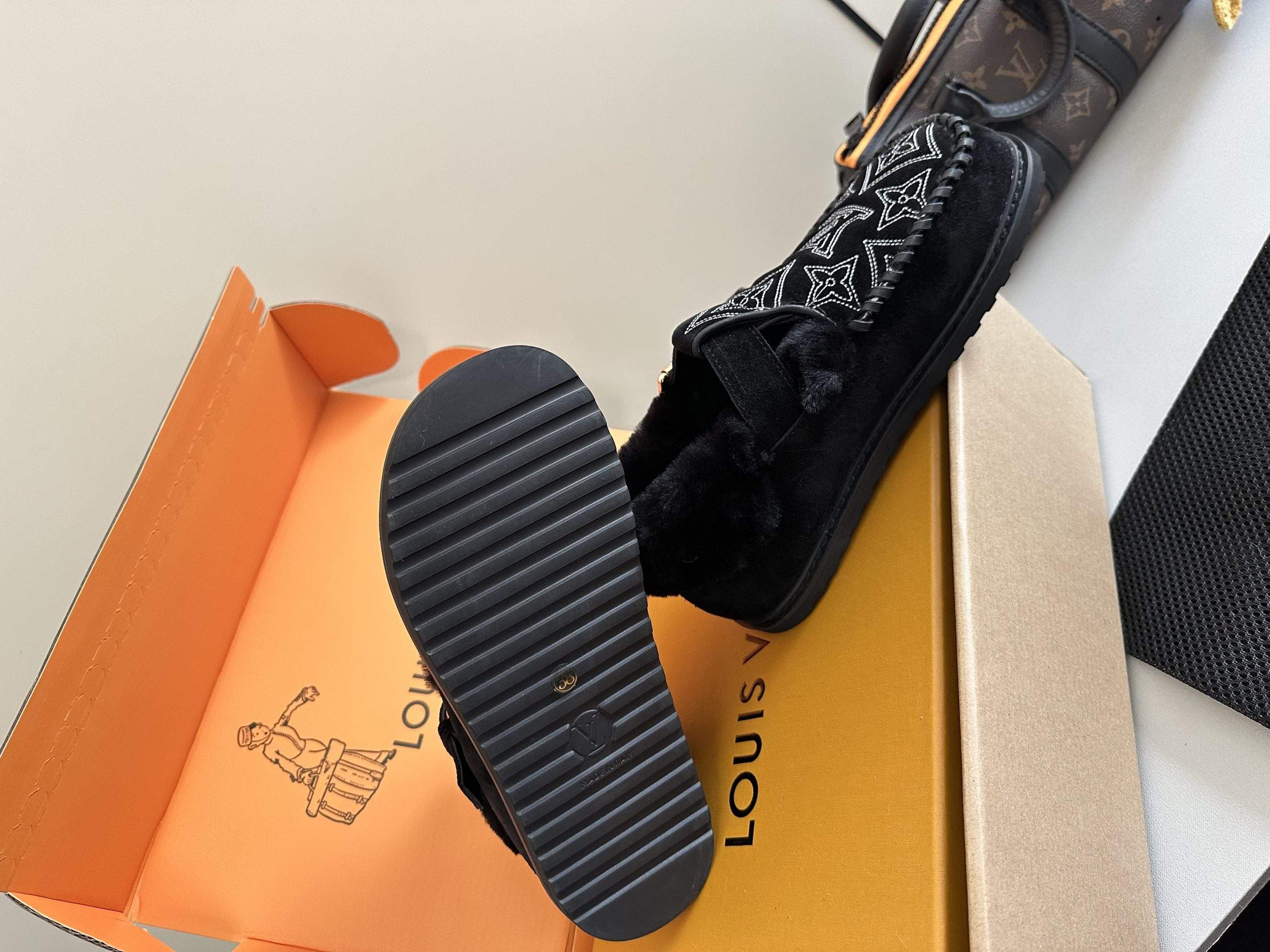 Deluxe Louis Vuiton Colorado Comfort Replica Mary Jane - Image 9