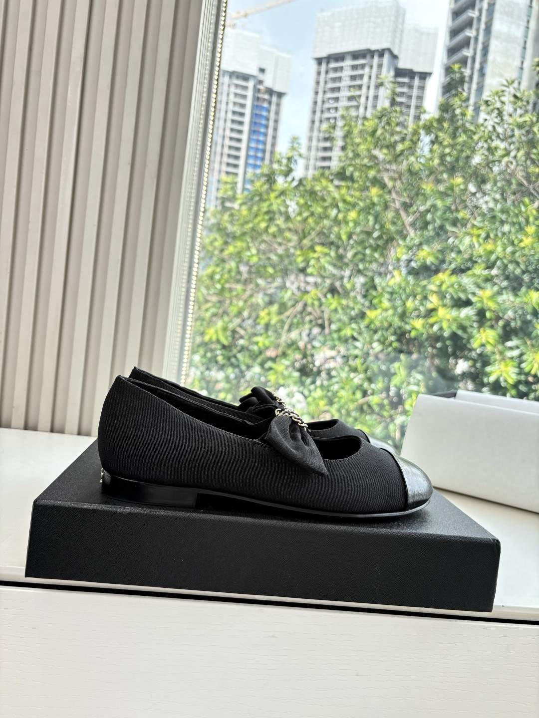 Exact Copy Grosgrain And Calfskin Replica Mary Janes