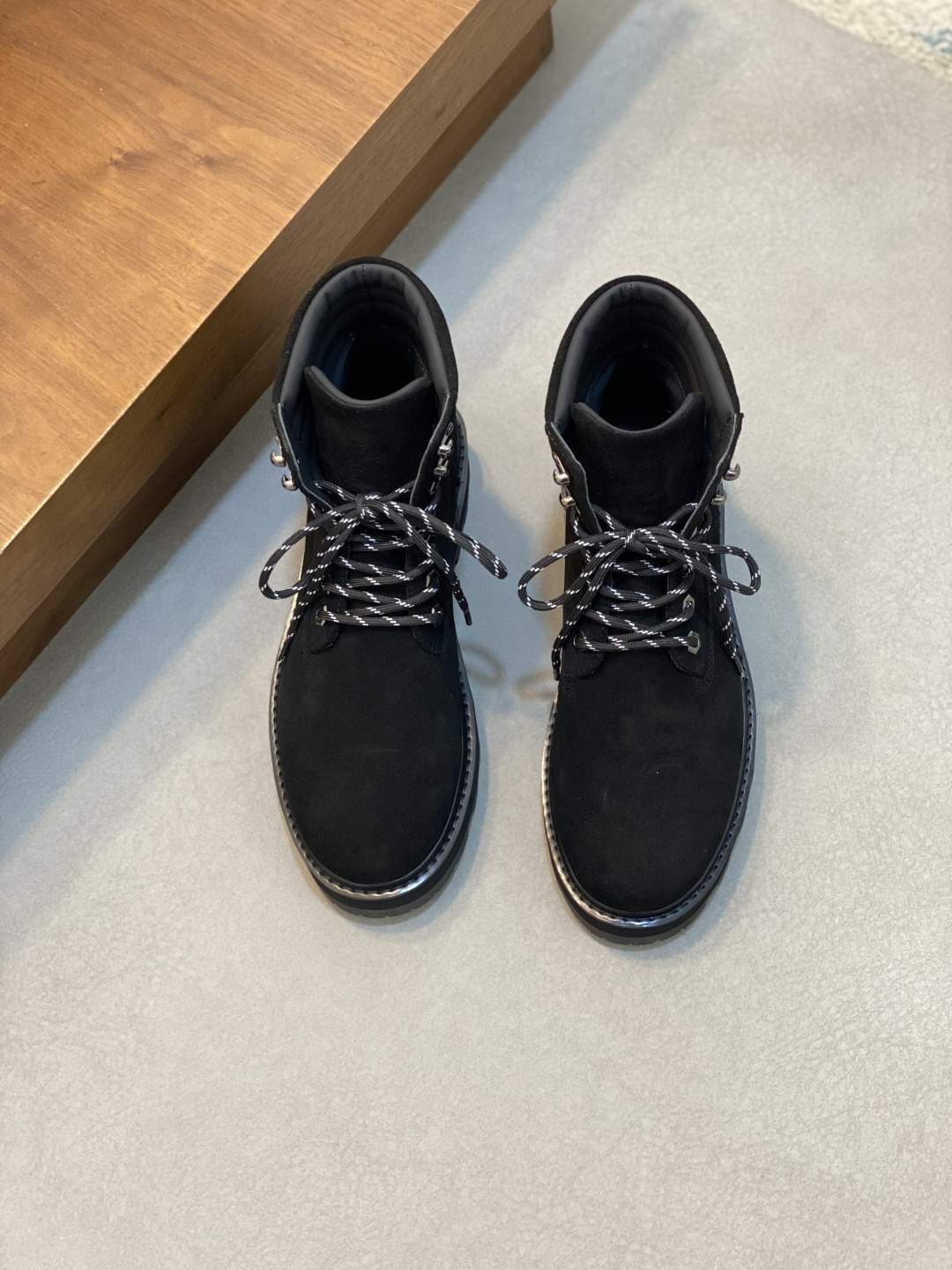 Deluxe Moncler Peka Lace-Up Suede Replica Boots - Image 2