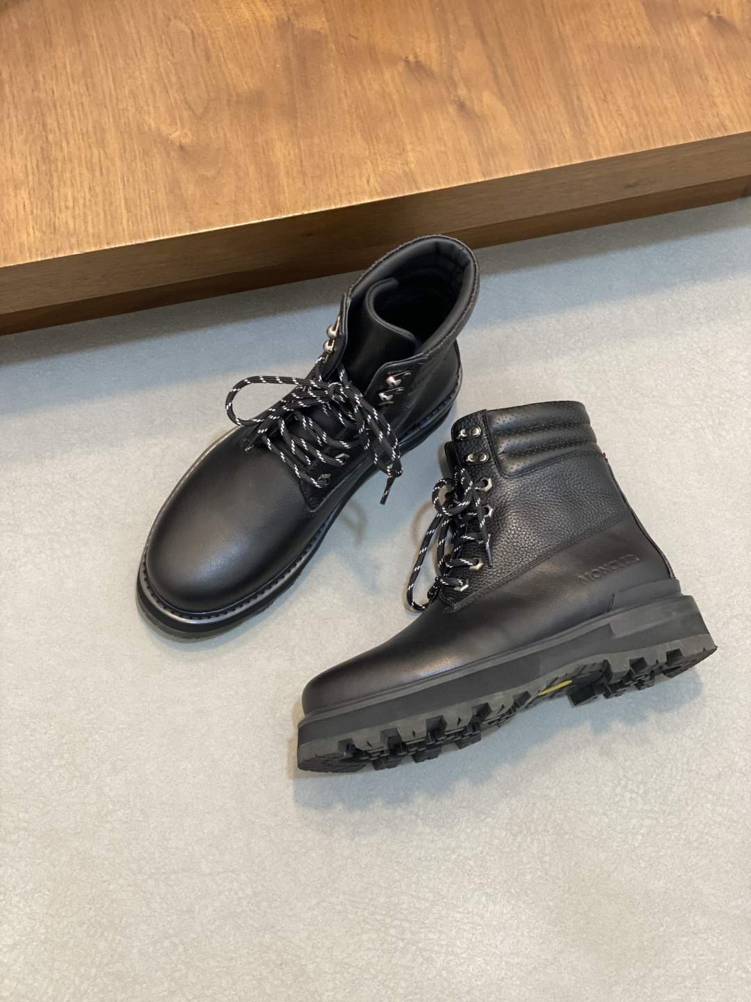 Superior Moncler Peka Lace-Up Leather Replica Boots - Image 5