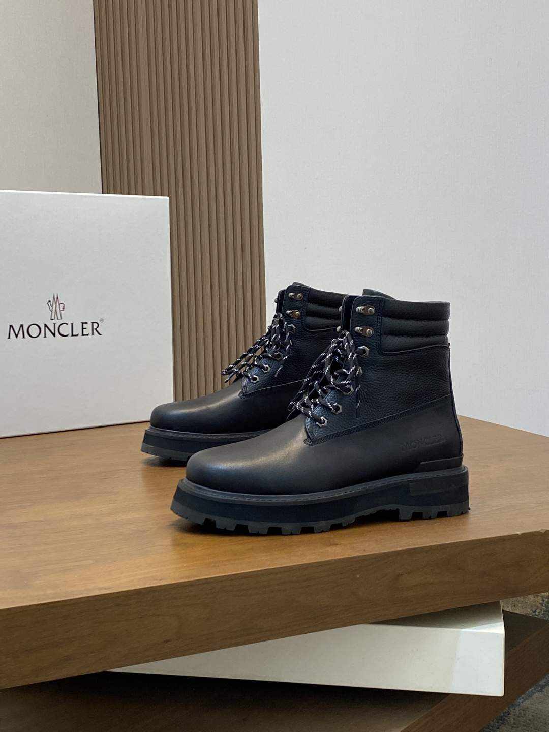 Superior Moncler Peka Lace-Up Leather Replica Boots - Image 3