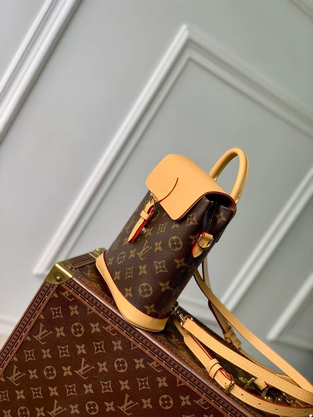 Finest Louis Vuitton Soho Mini Replica Bag - Image 3