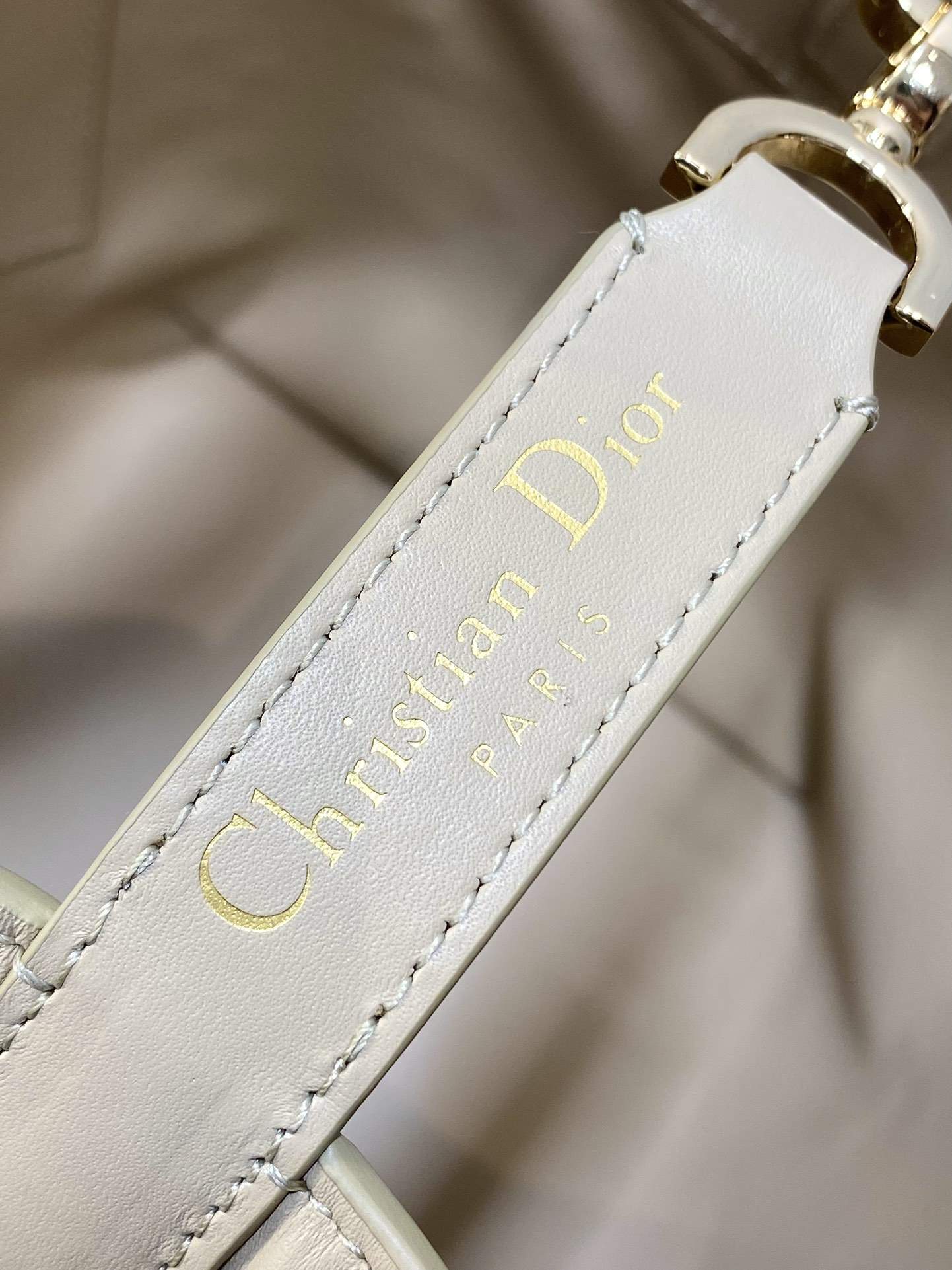 Premium Chrisitan Dior Medium Dior Toujours Vertical Replica Tote Bag - Image 6