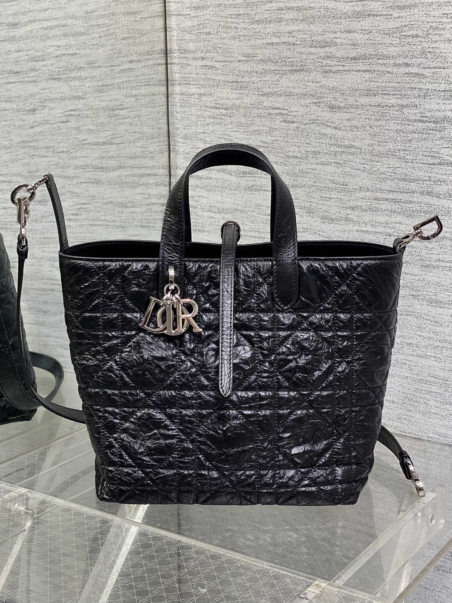 Elite Christian Dior Medium Dior Toujours Vertical Replica Tote Bag - Image 3