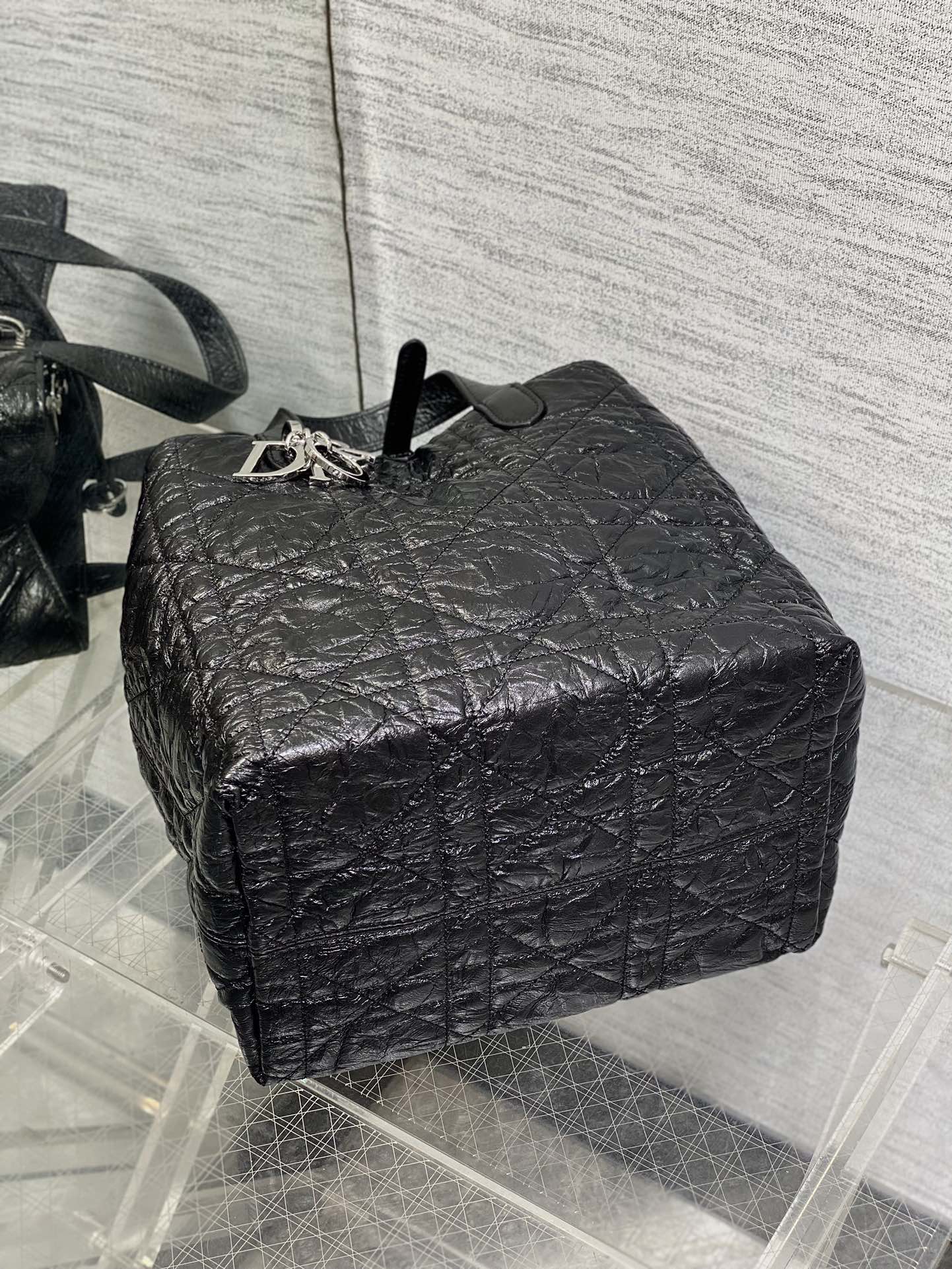 Elite Christian Dior Medium Dior Toujours Vertical Replica Tote Bag - Image 4