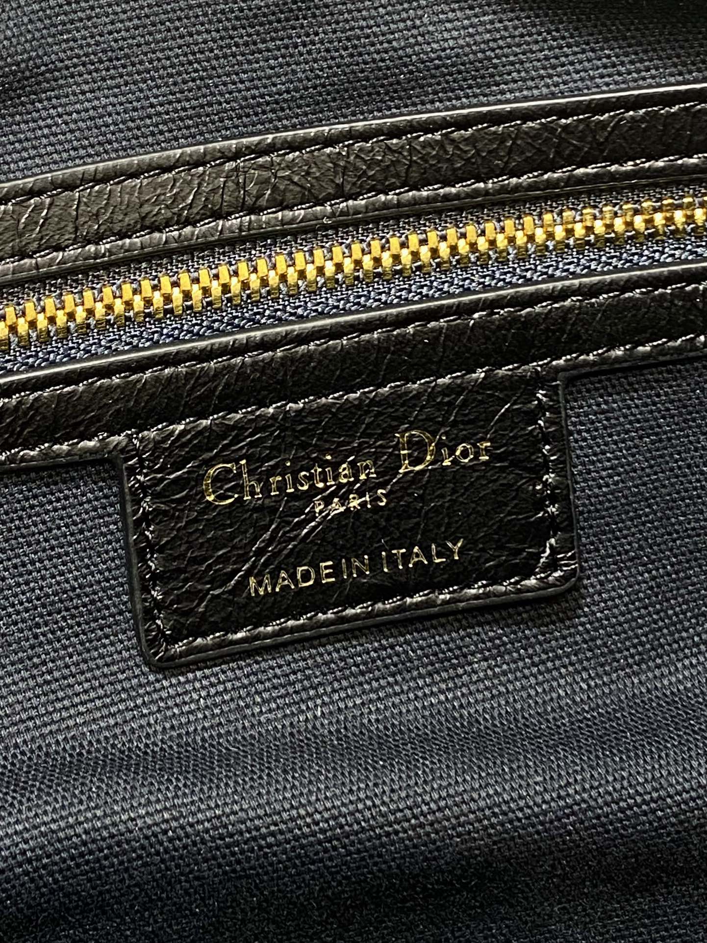 Copy Christian Dior Medium Grand Tour Multipocket Replica Bag - Image 9