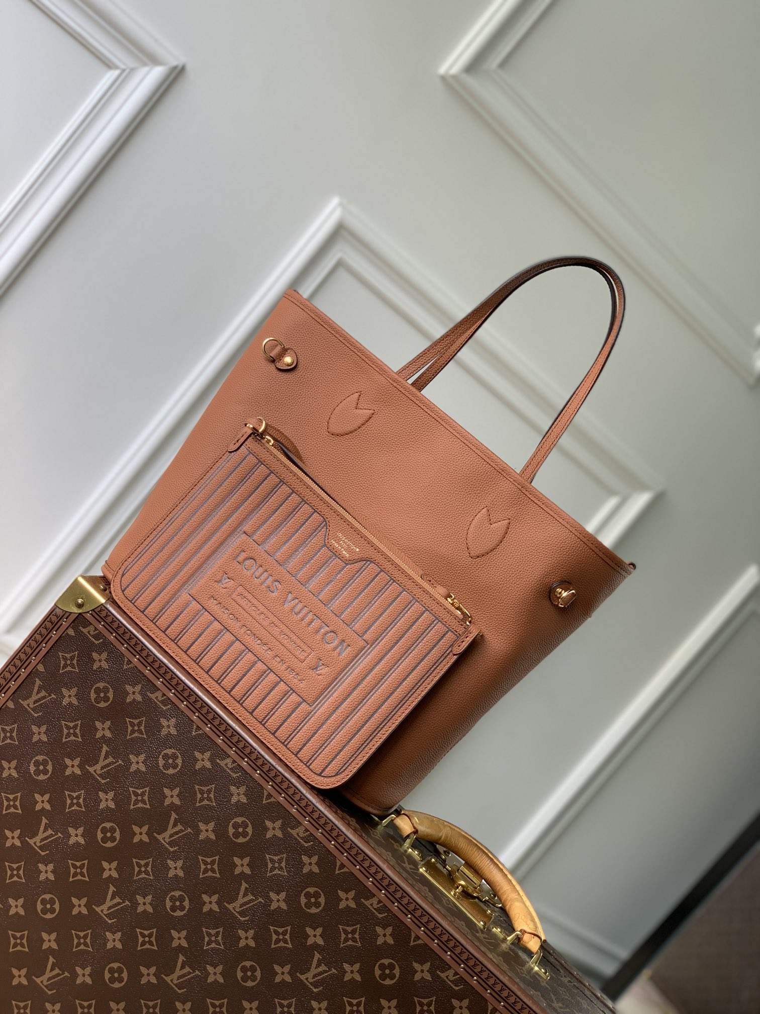 Copy Louis Vuitton Neverfull Inside Out MM Replica Bag