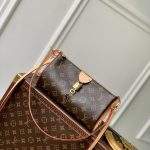Exact Copy Louis Vuitton Replica Pochette Tirette