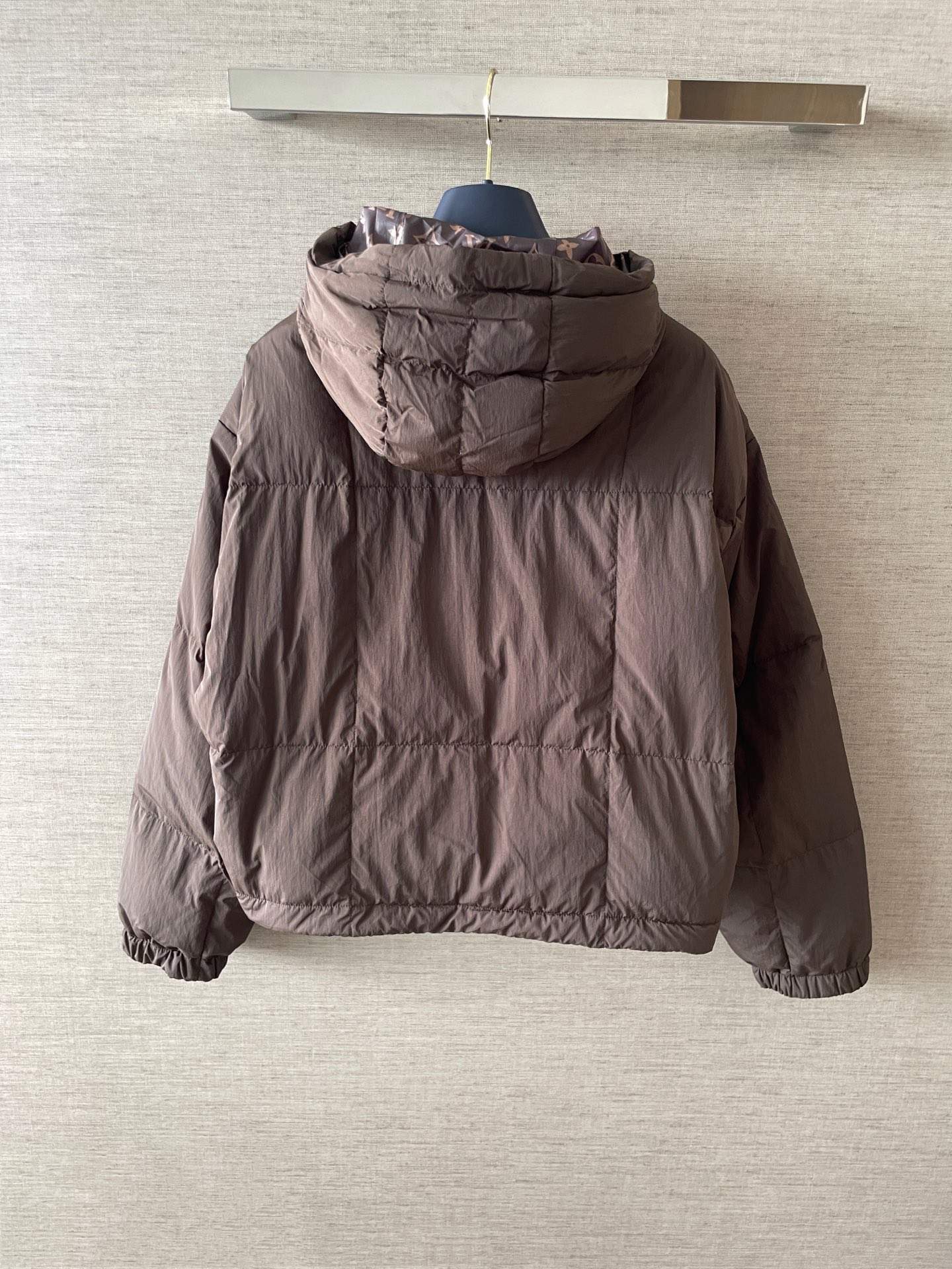 Elite Louis Vuitton Quilted Zip-Up Replica Jacket - Image 3