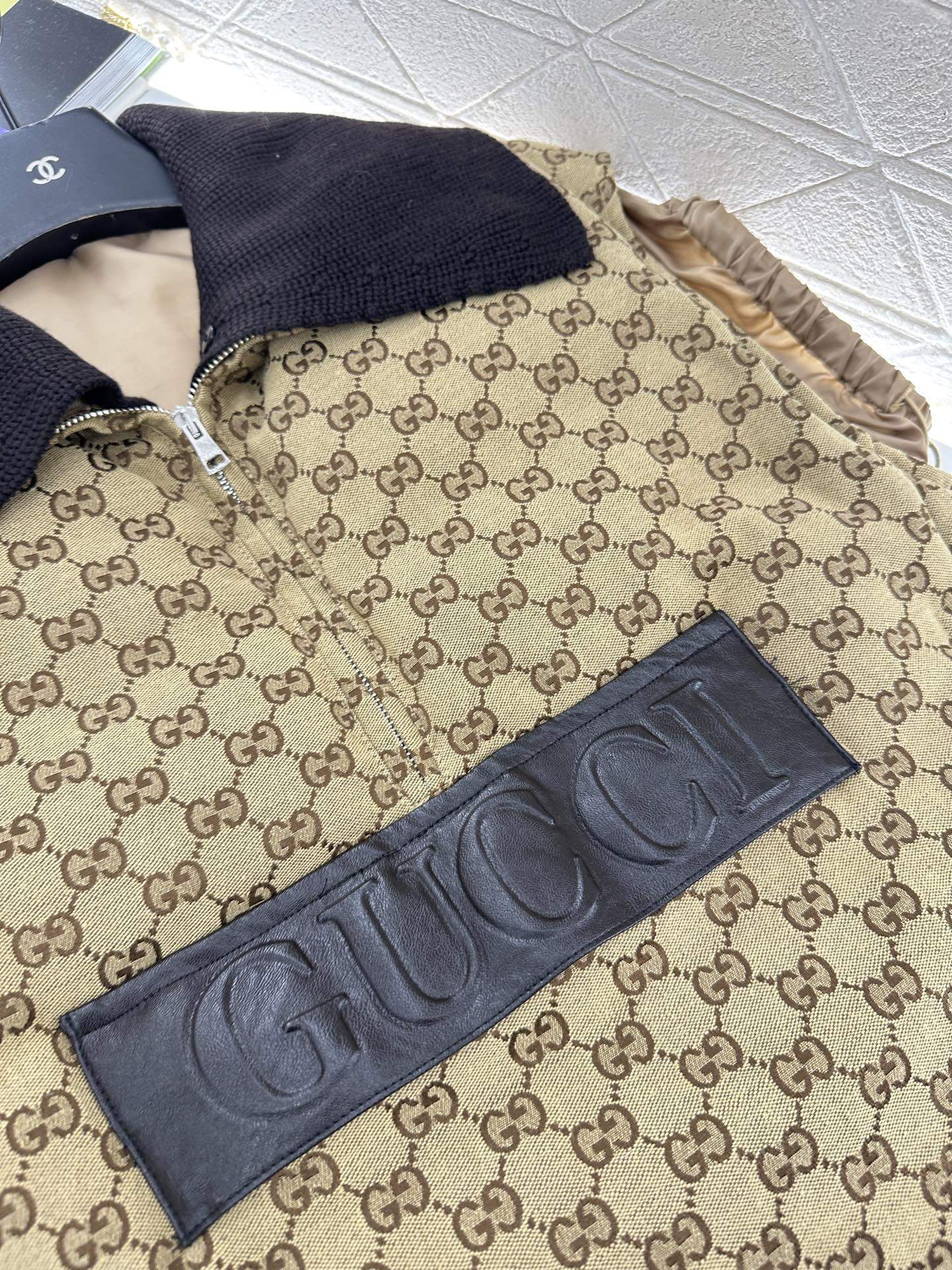 Supreme Gucci GG Canvas Replica Gilet With Leather Label - Image 4