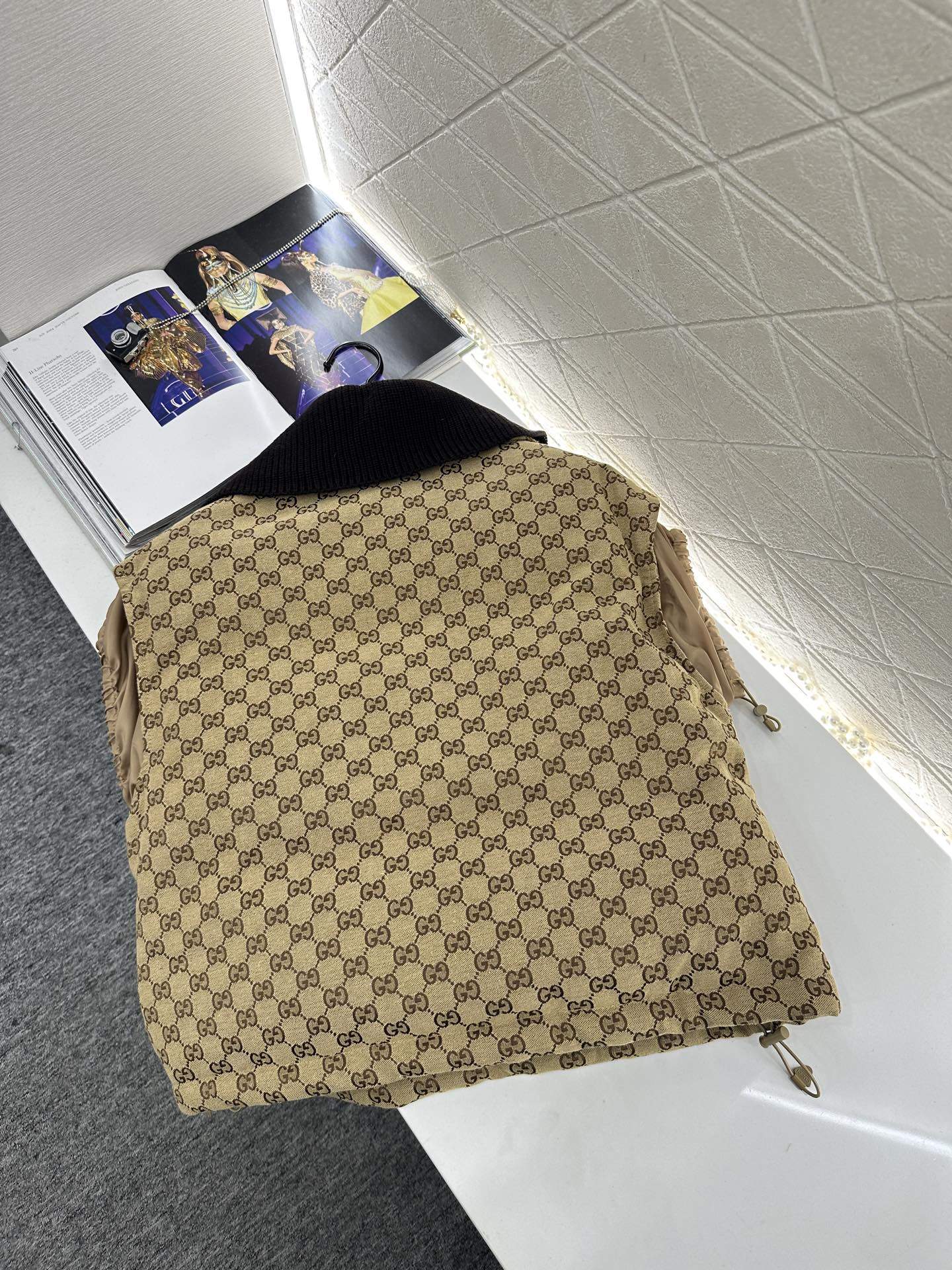 Supreme Gucci GG Canvas Replica Gilet With Leather Label - Image 3