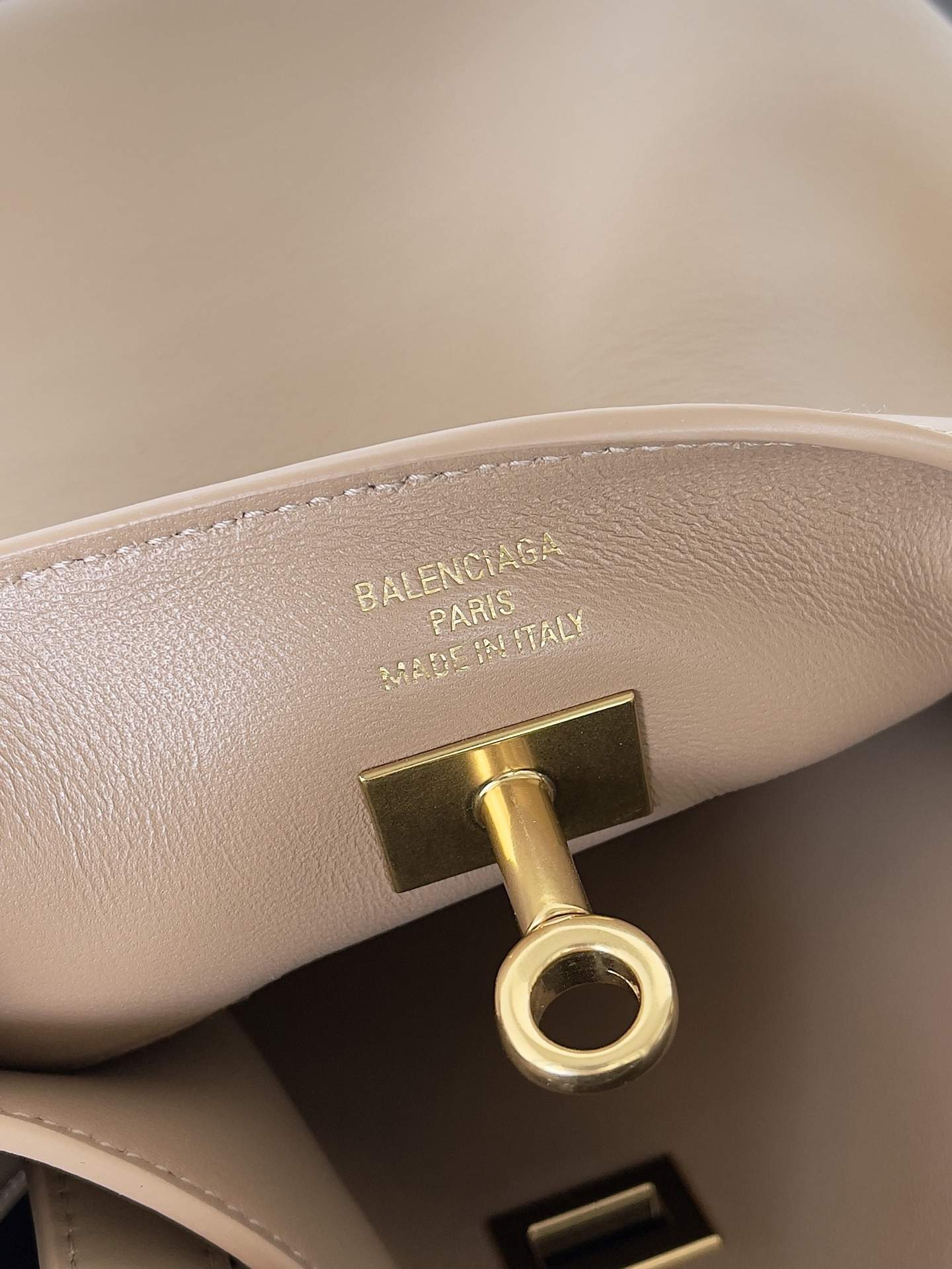 Superior Balenciaga Bel Air Replica Hobo Bag With Gold Hardware - Image 8