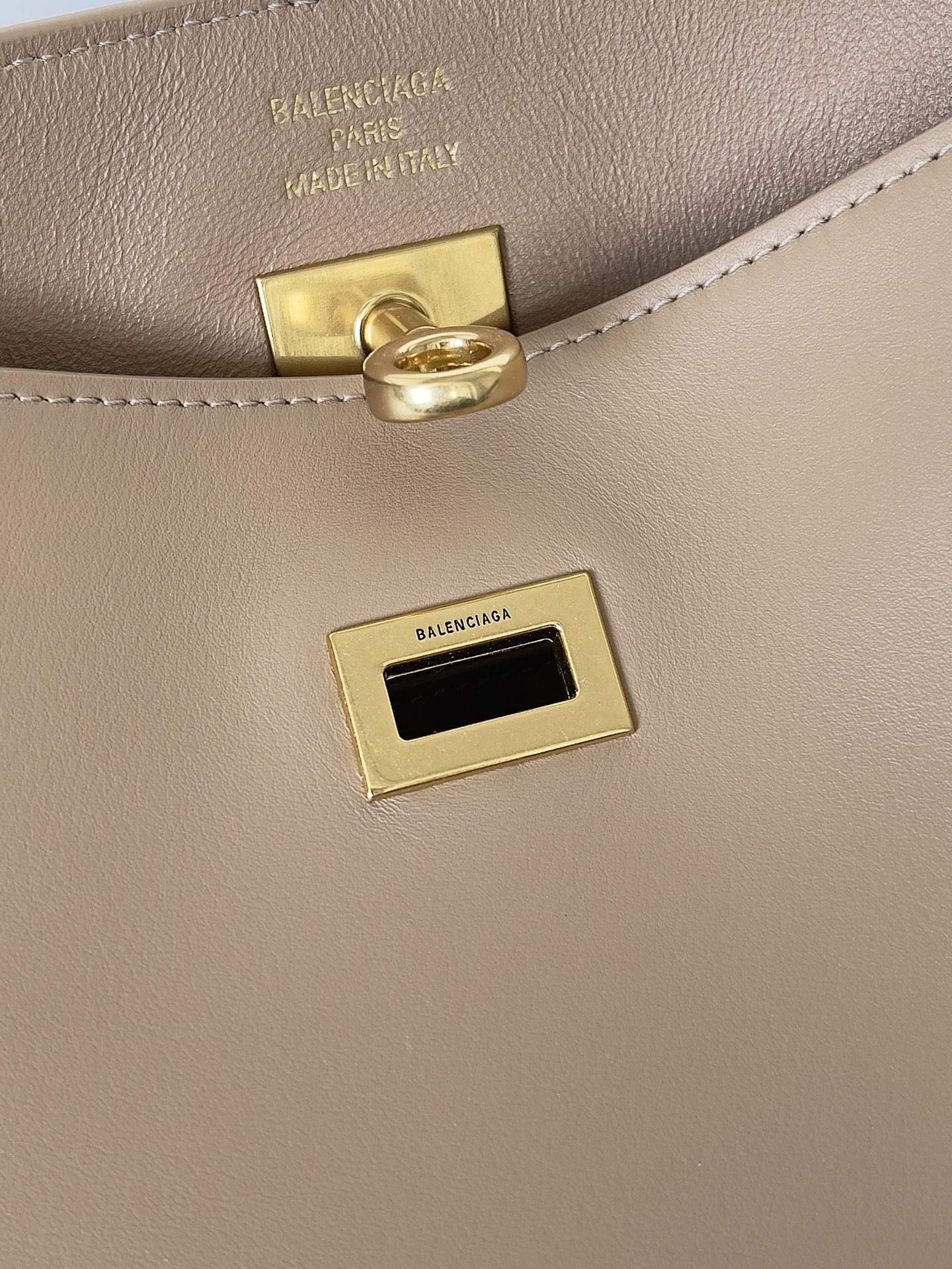 Superior Balenciaga Bel Air Replica Hobo Bag With Gold Hardware - Image 7
